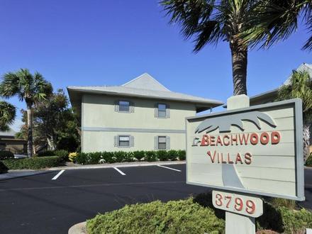 Beachwood Villas Condominium - Residential