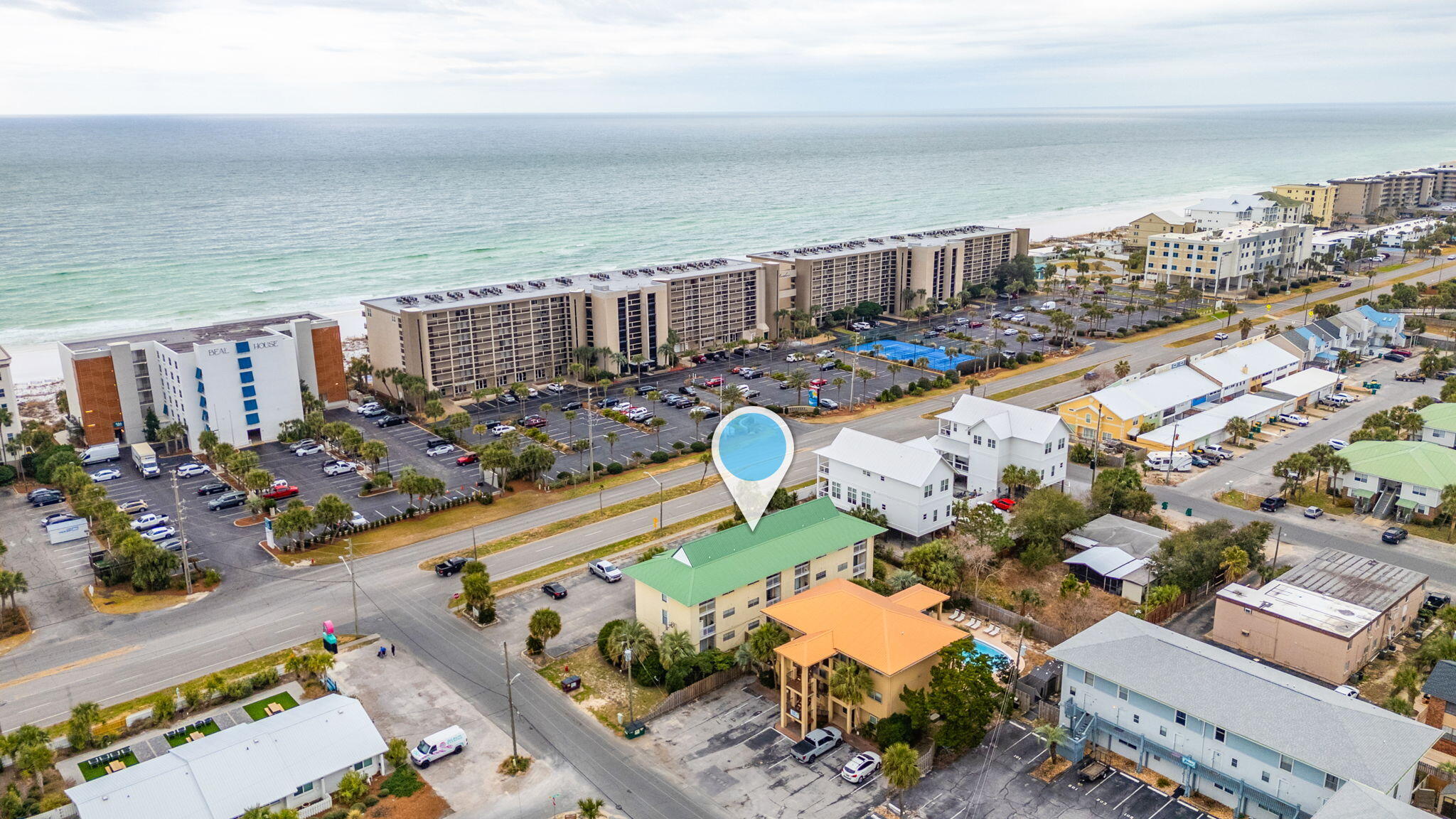 ISLAND WIND CONDO - Residential