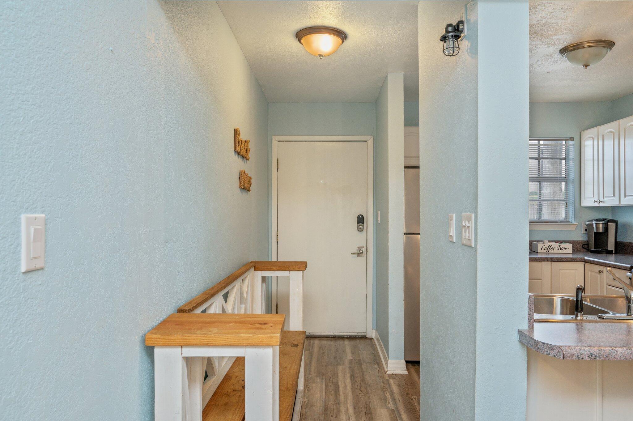 ISLAND WIND CONDO - Residential