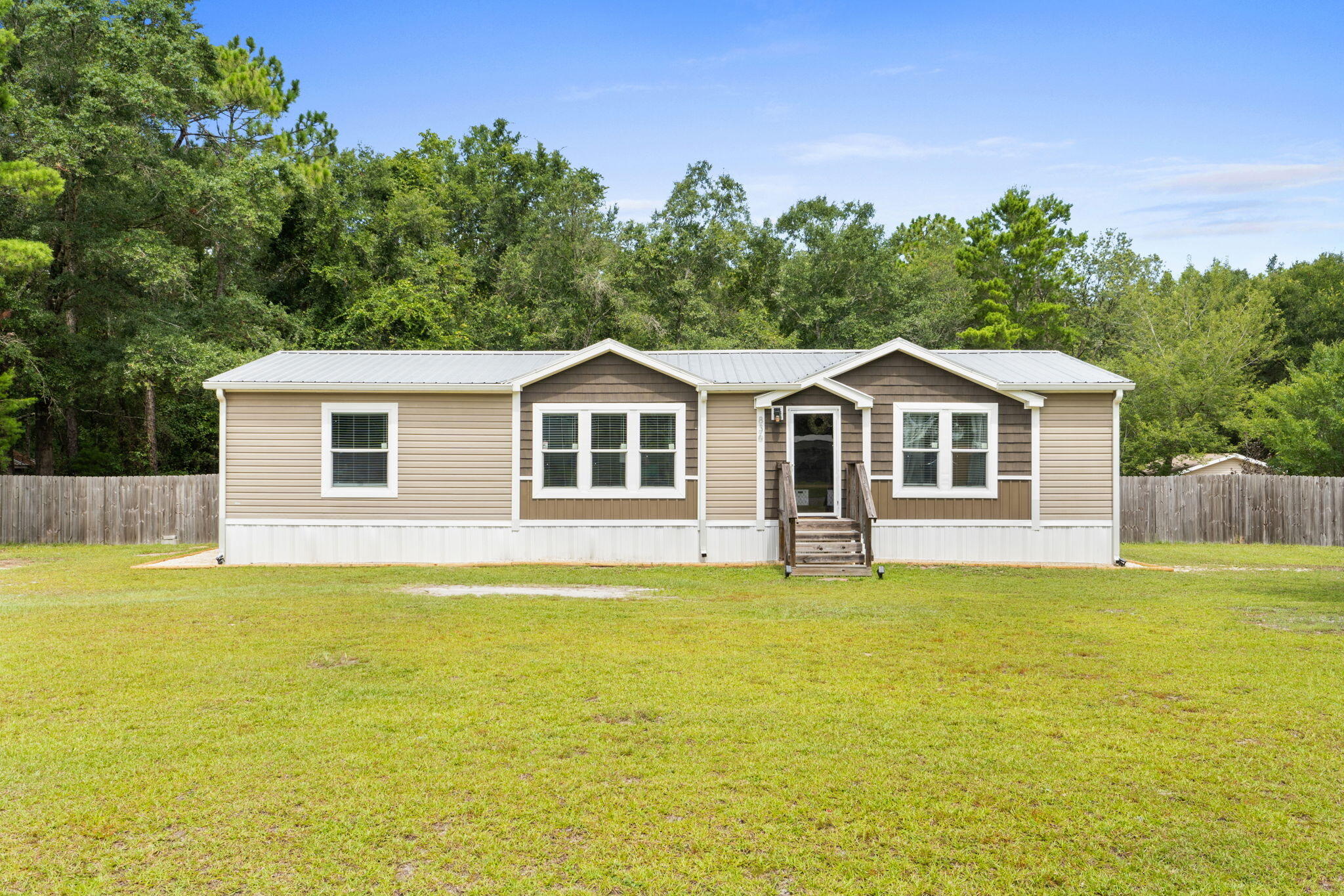 NO RECORDED SUBDIVISION - Residential