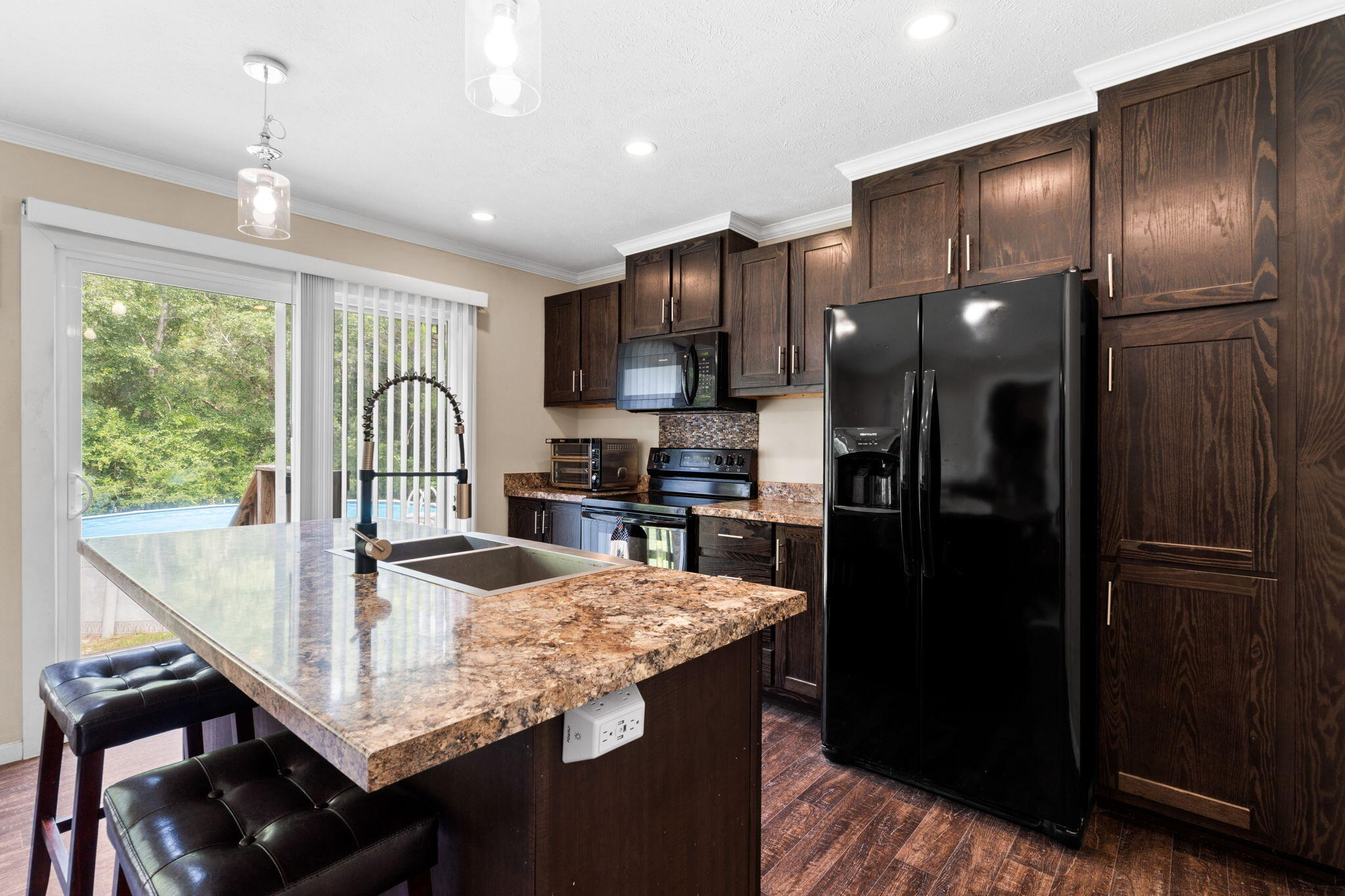 NO RECORDED SUBDIVISION - Residential
