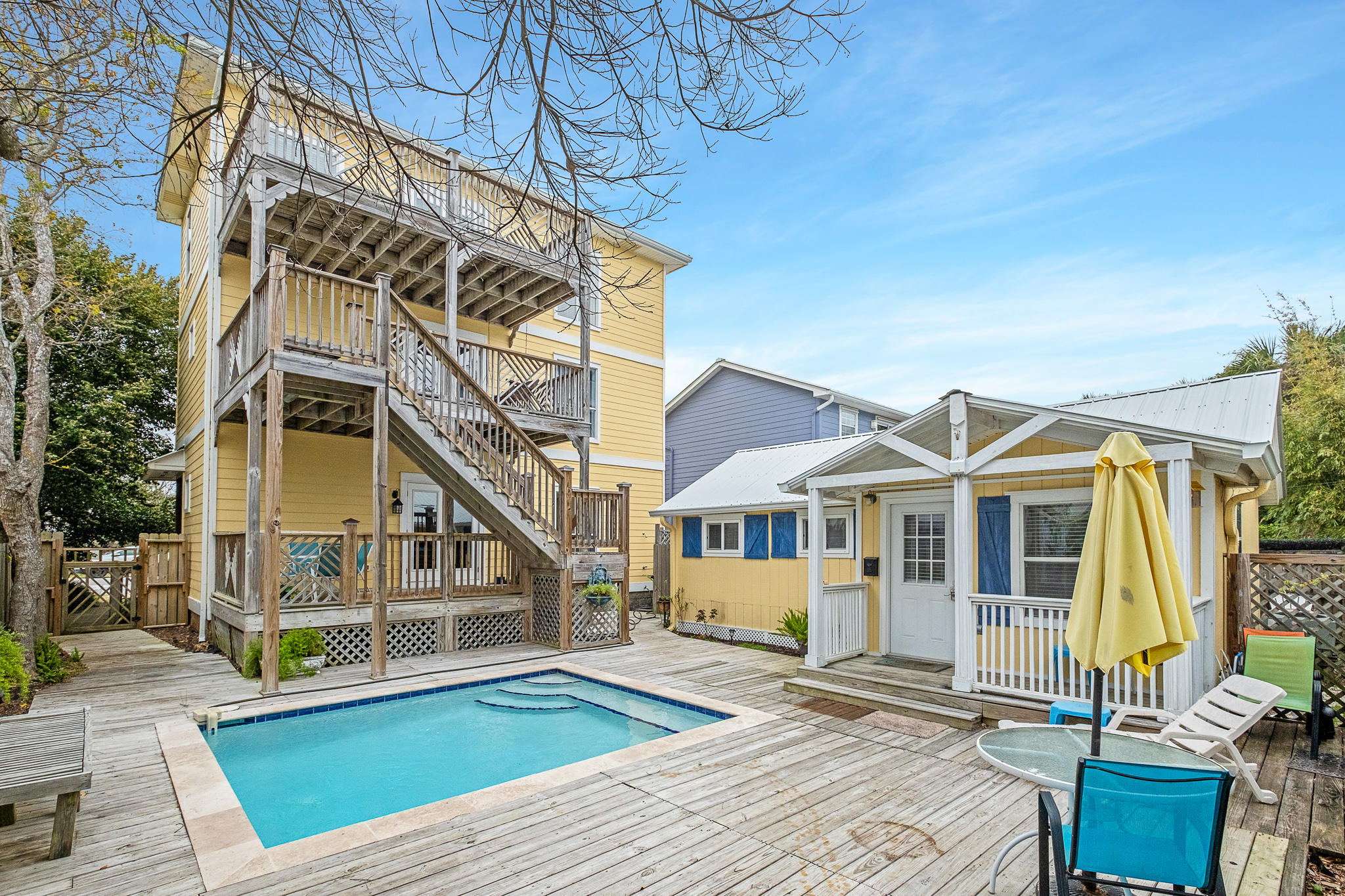 FRANGISTA BEACH 1ST ADDN - Residential