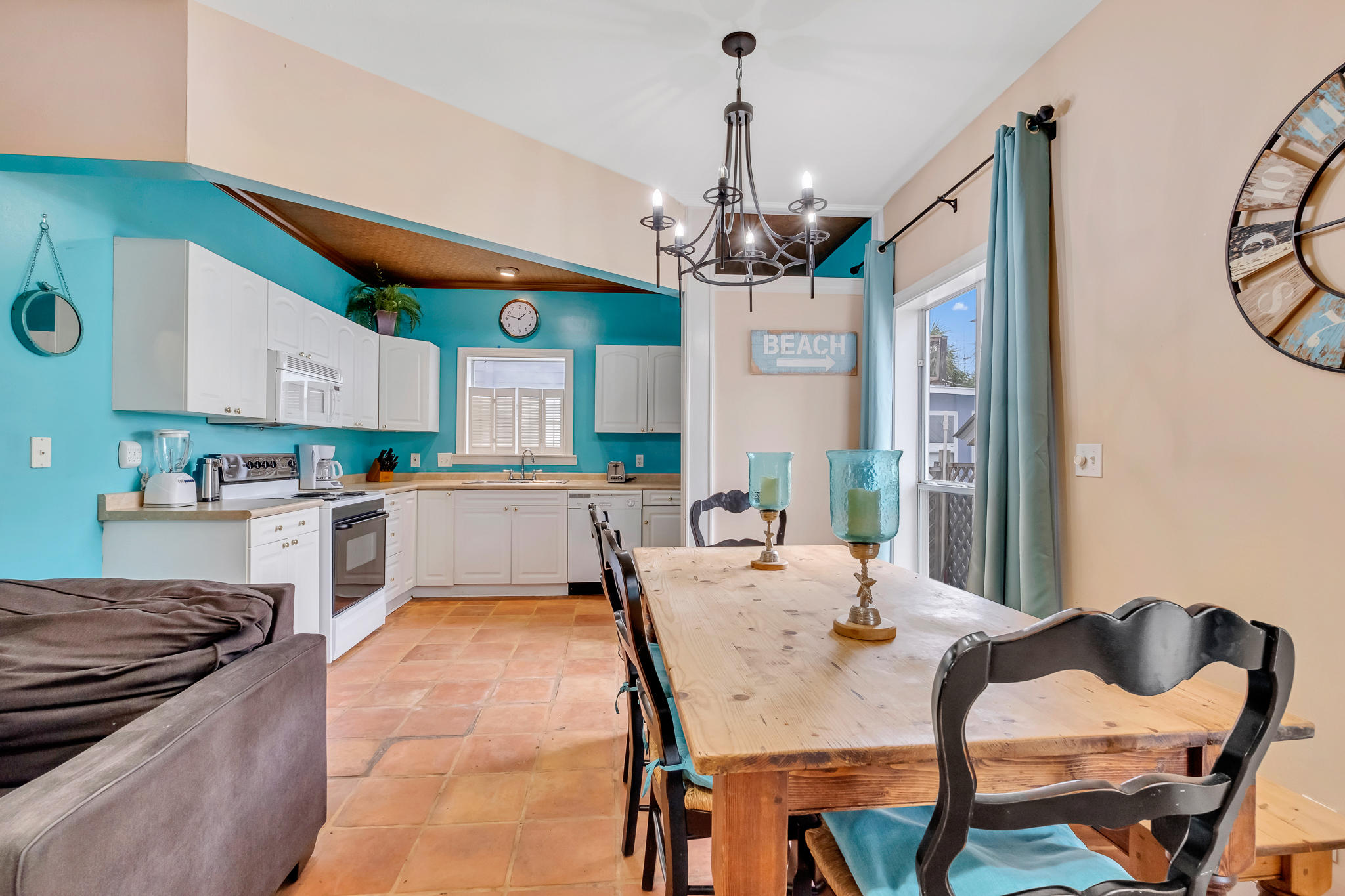 FRANGISTA BEACH 1ST ADDN - Residential