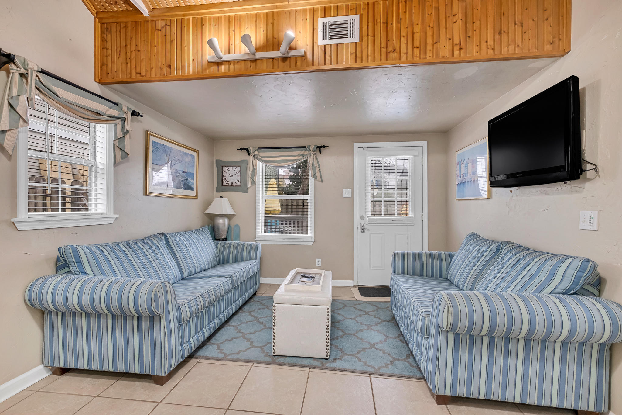 FRANGISTA BEACH 1ST ADDN - Residential