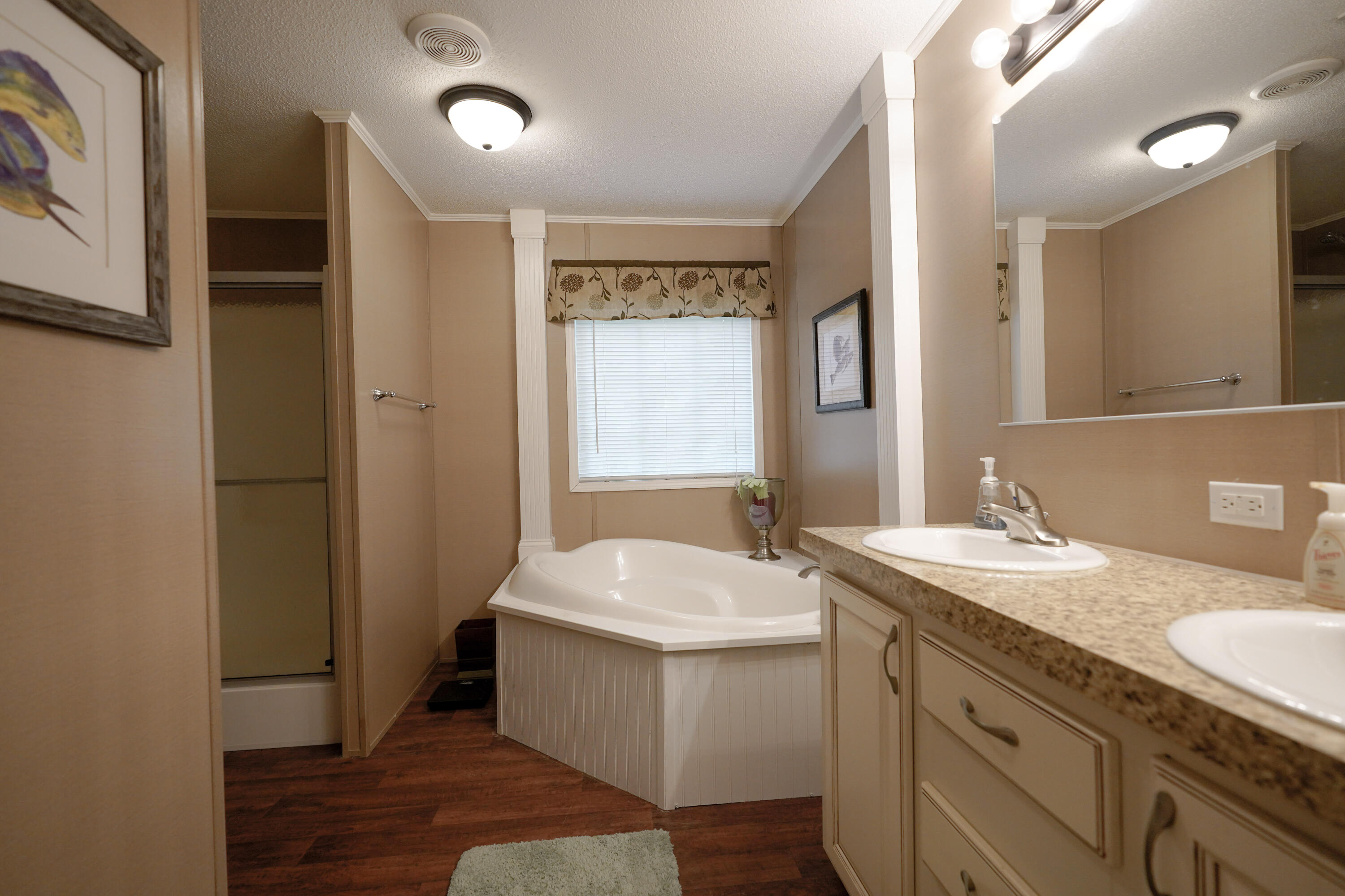 WALTON PLANTATION - Residential