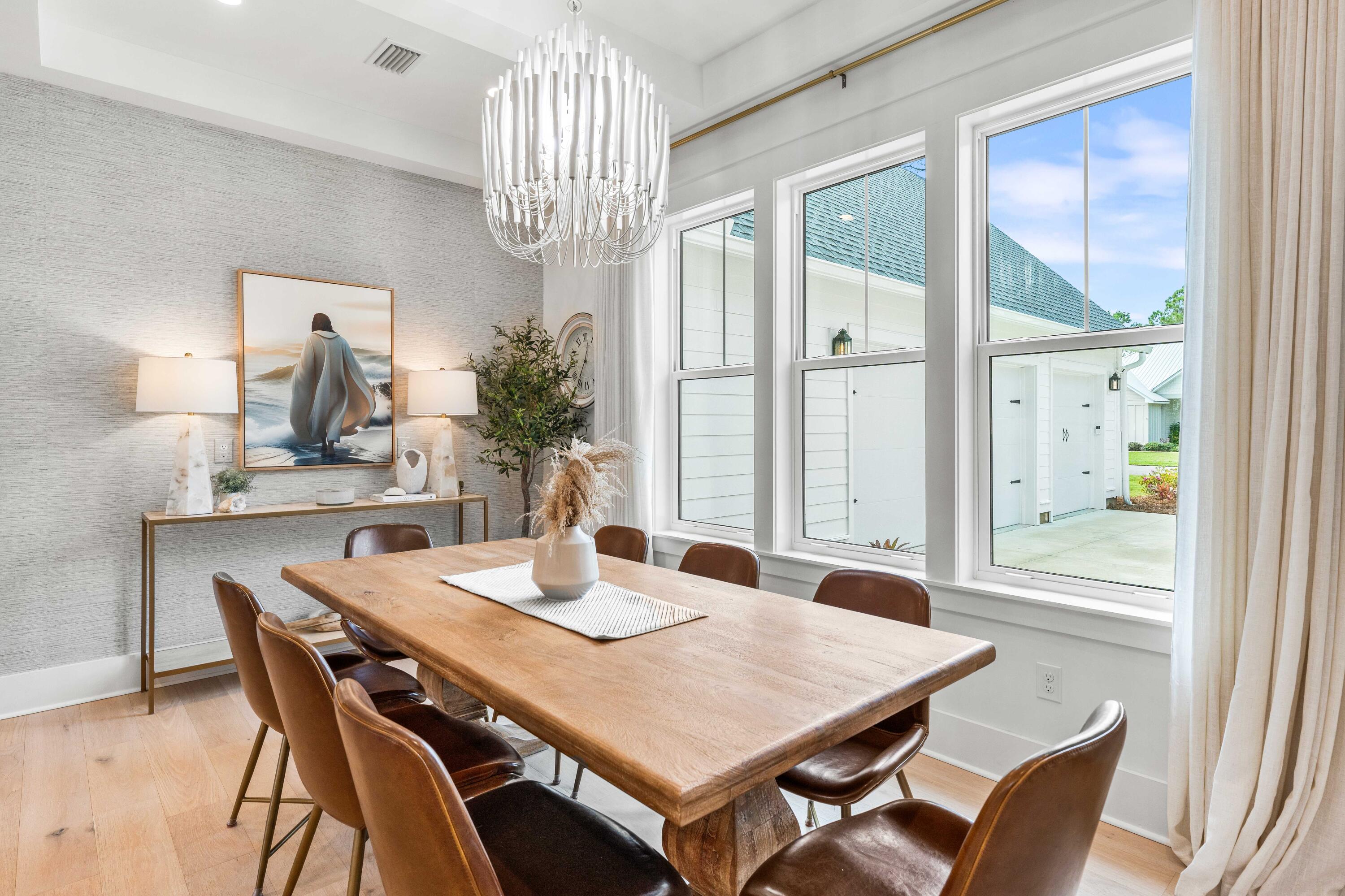 SECLUSION BAY - Residential