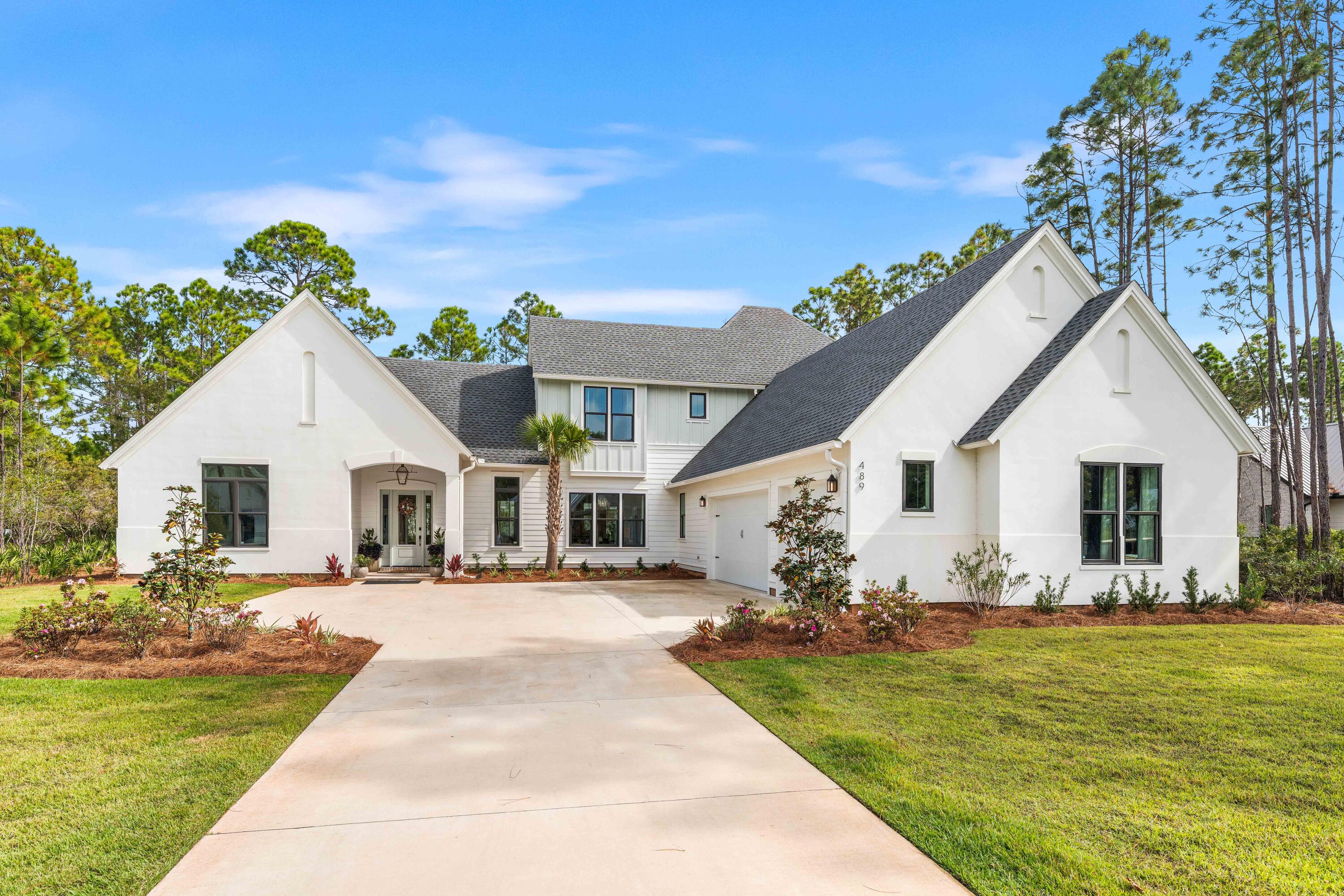 SECLUSION BAY - Residential