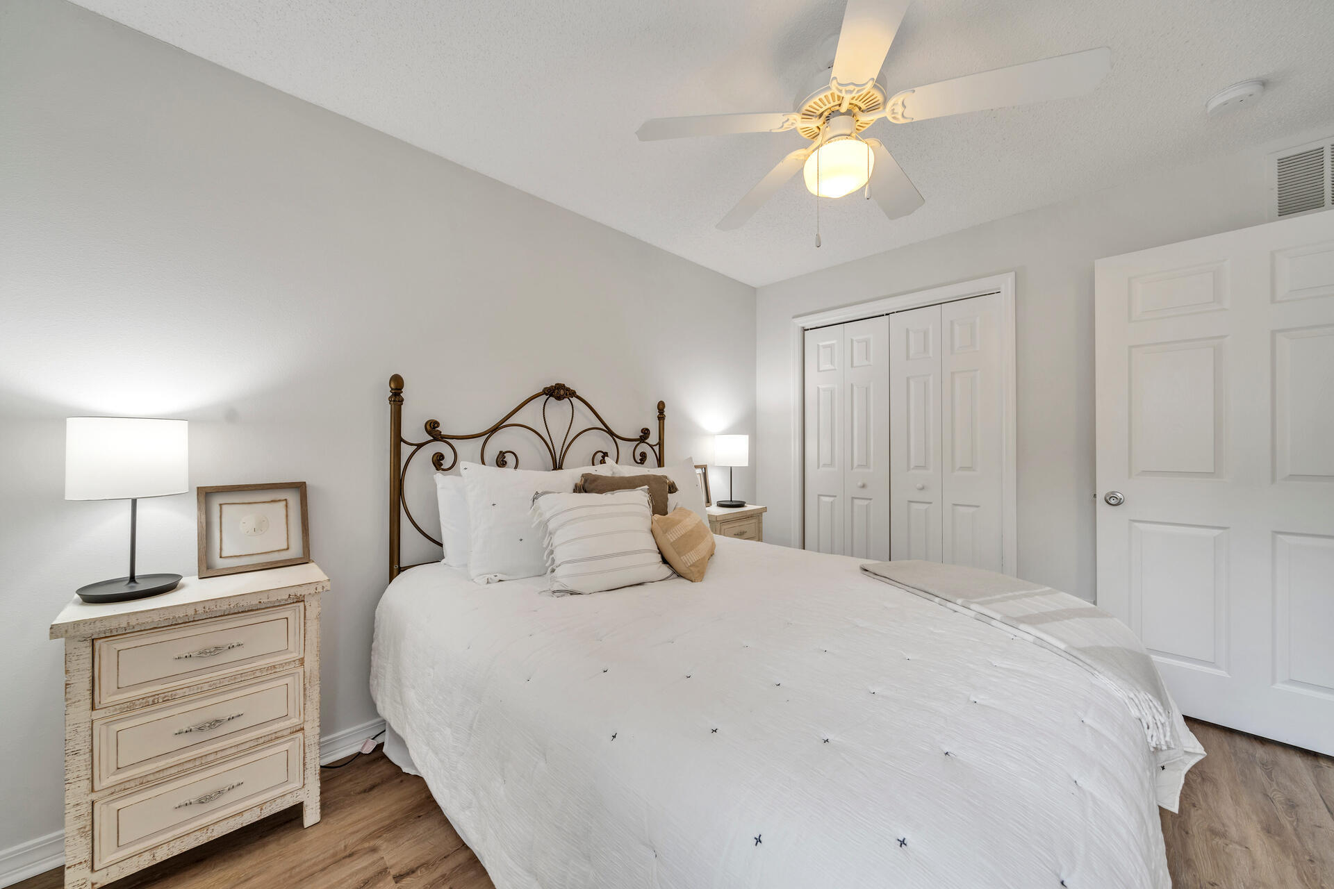 ROLLIN TIDE VILLAS - Residential