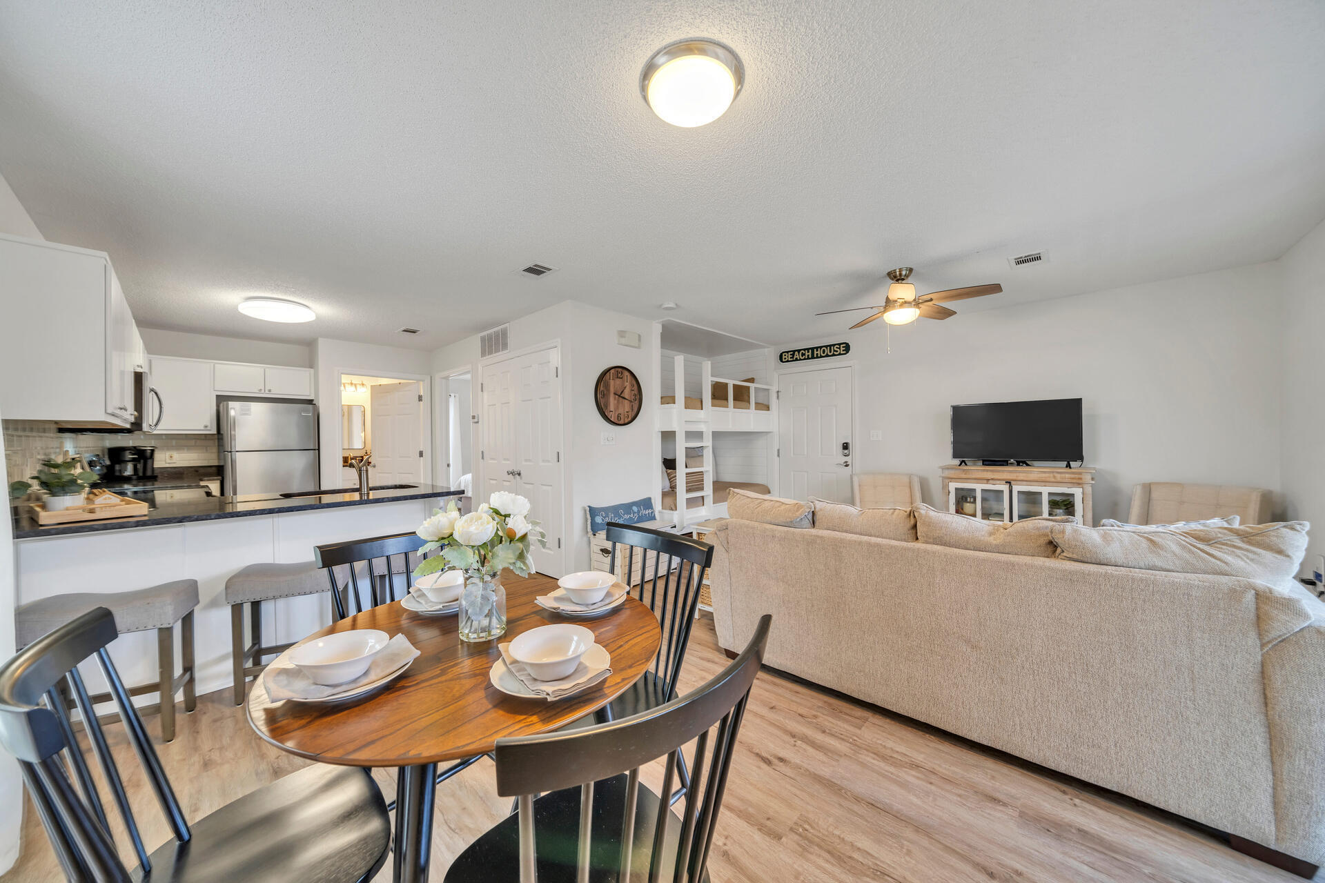ROLLIN TIDE VILLAS - Residential