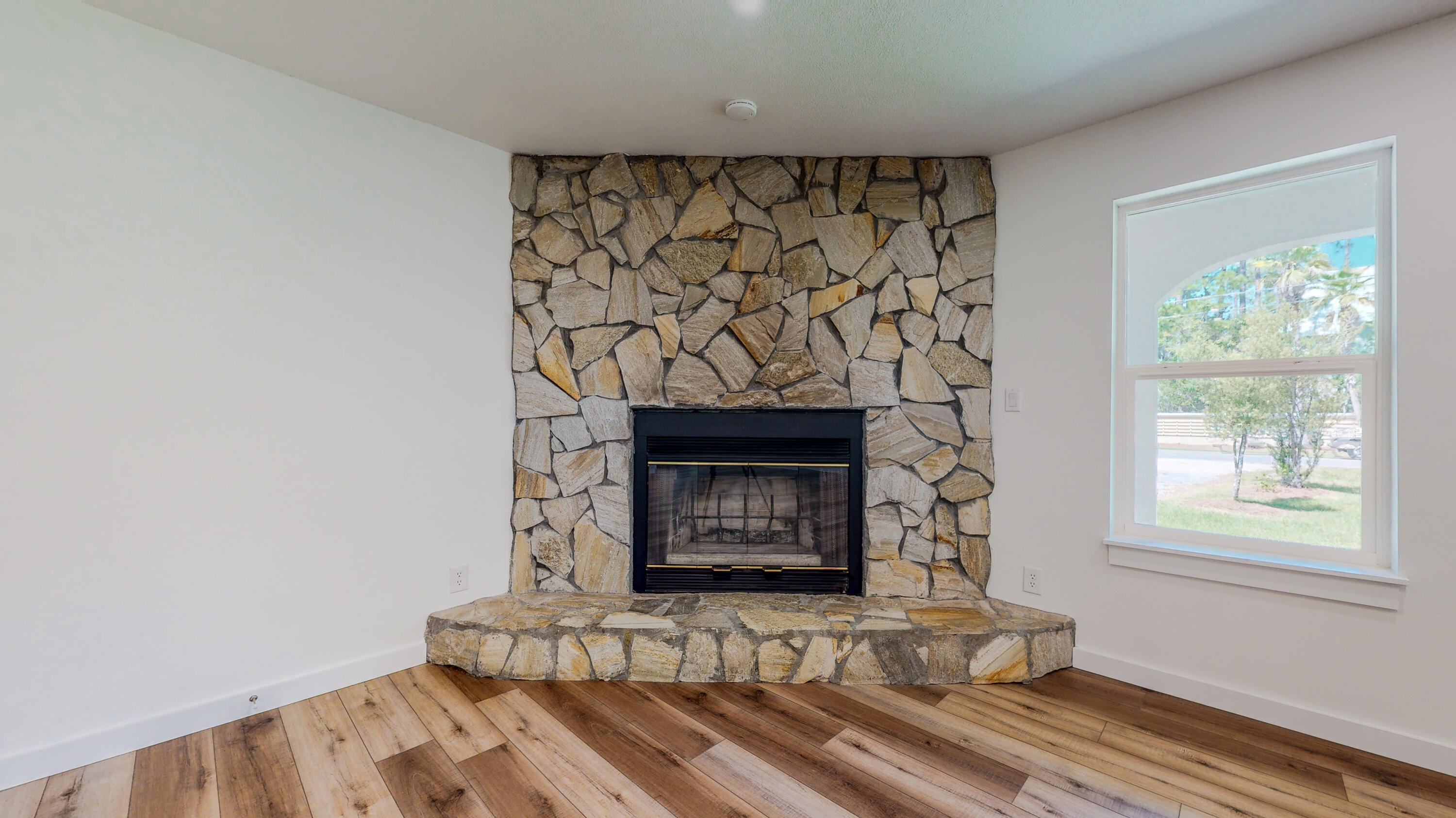 TOWN OF SANTA ROSA - Residential