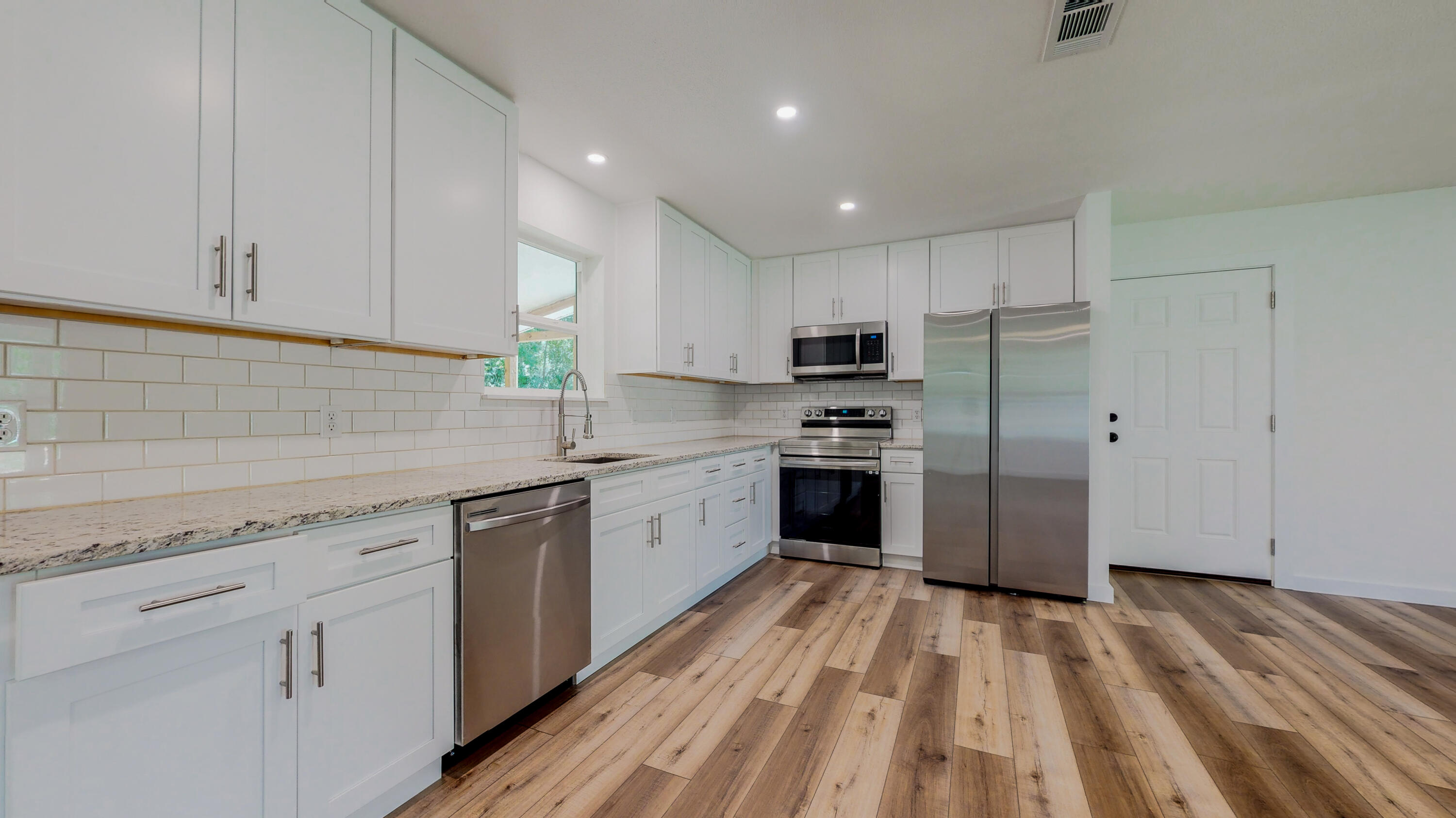 TOWN OF SANTA ROSA - Residential