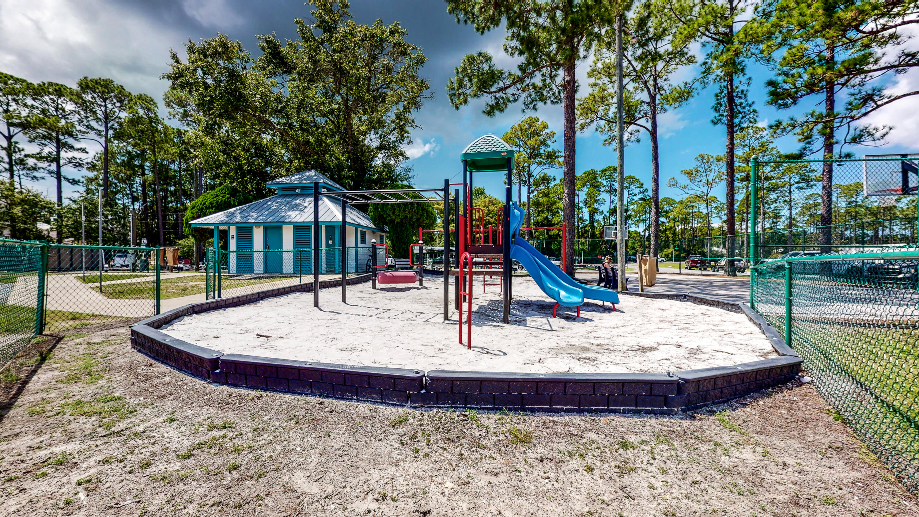 TOWN OF SANTA ROSA - Residential