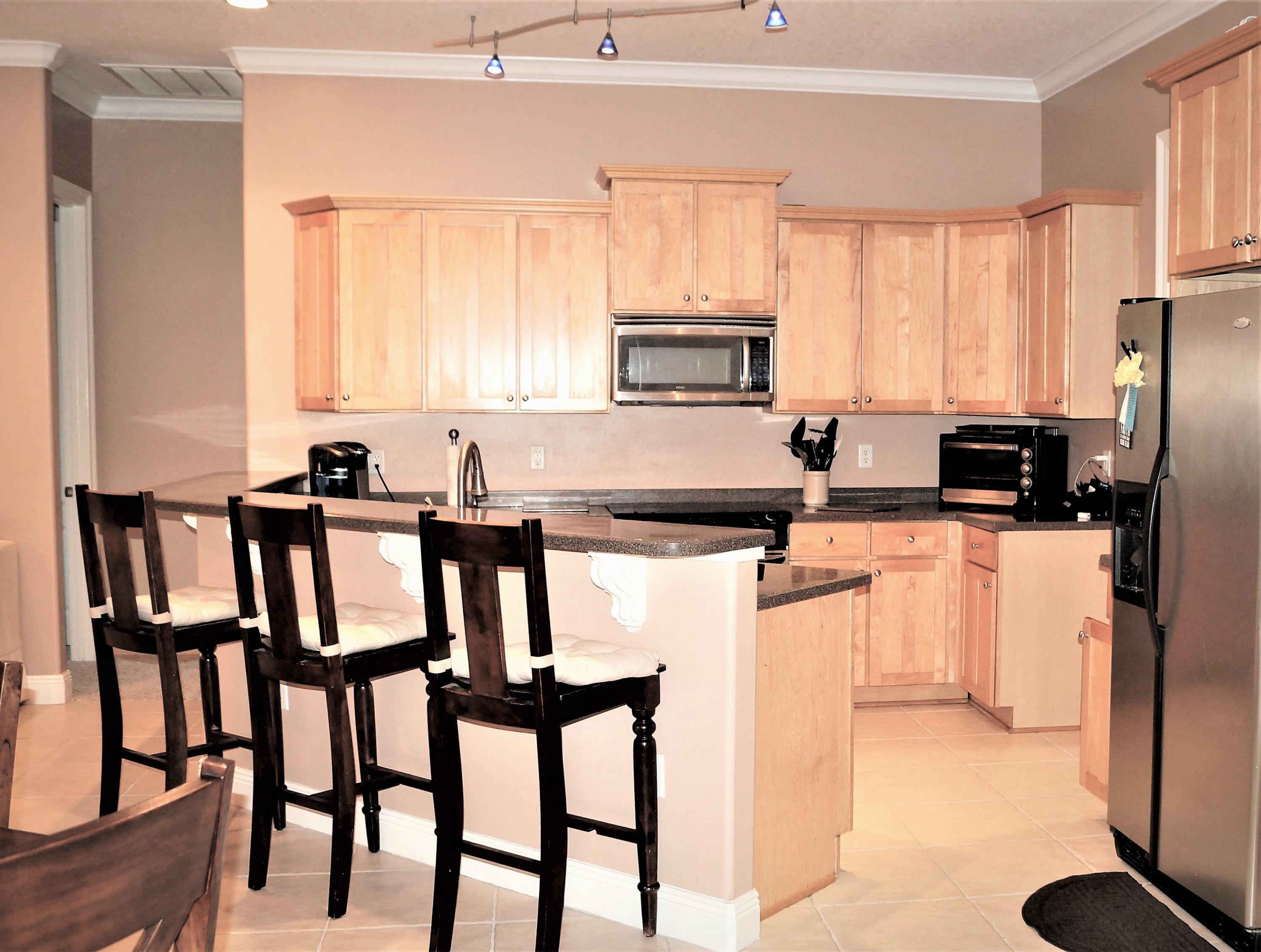 CHARDONNAY ESTATES - Residential