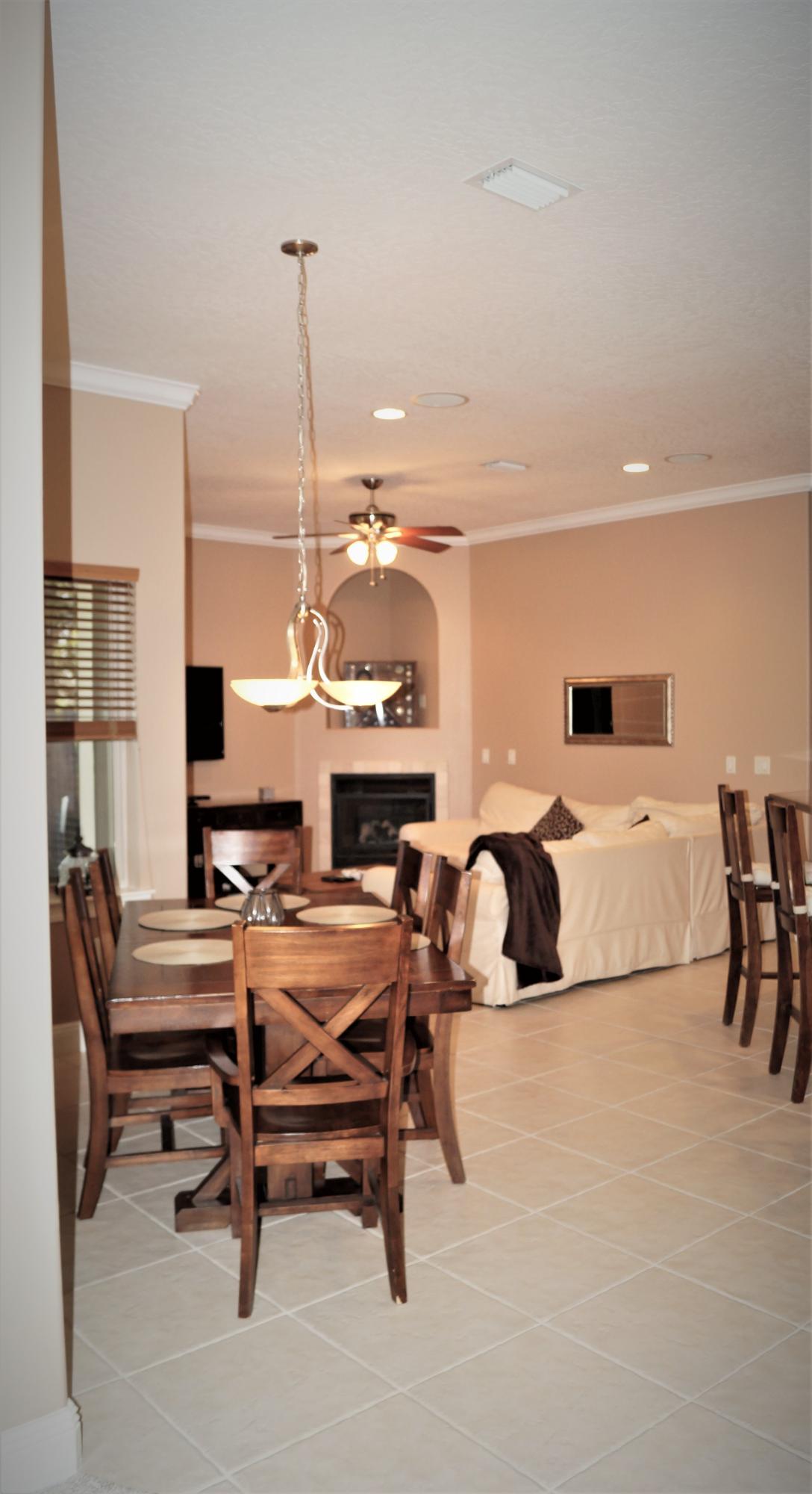 CHARDONNAY ESTATES - Residential