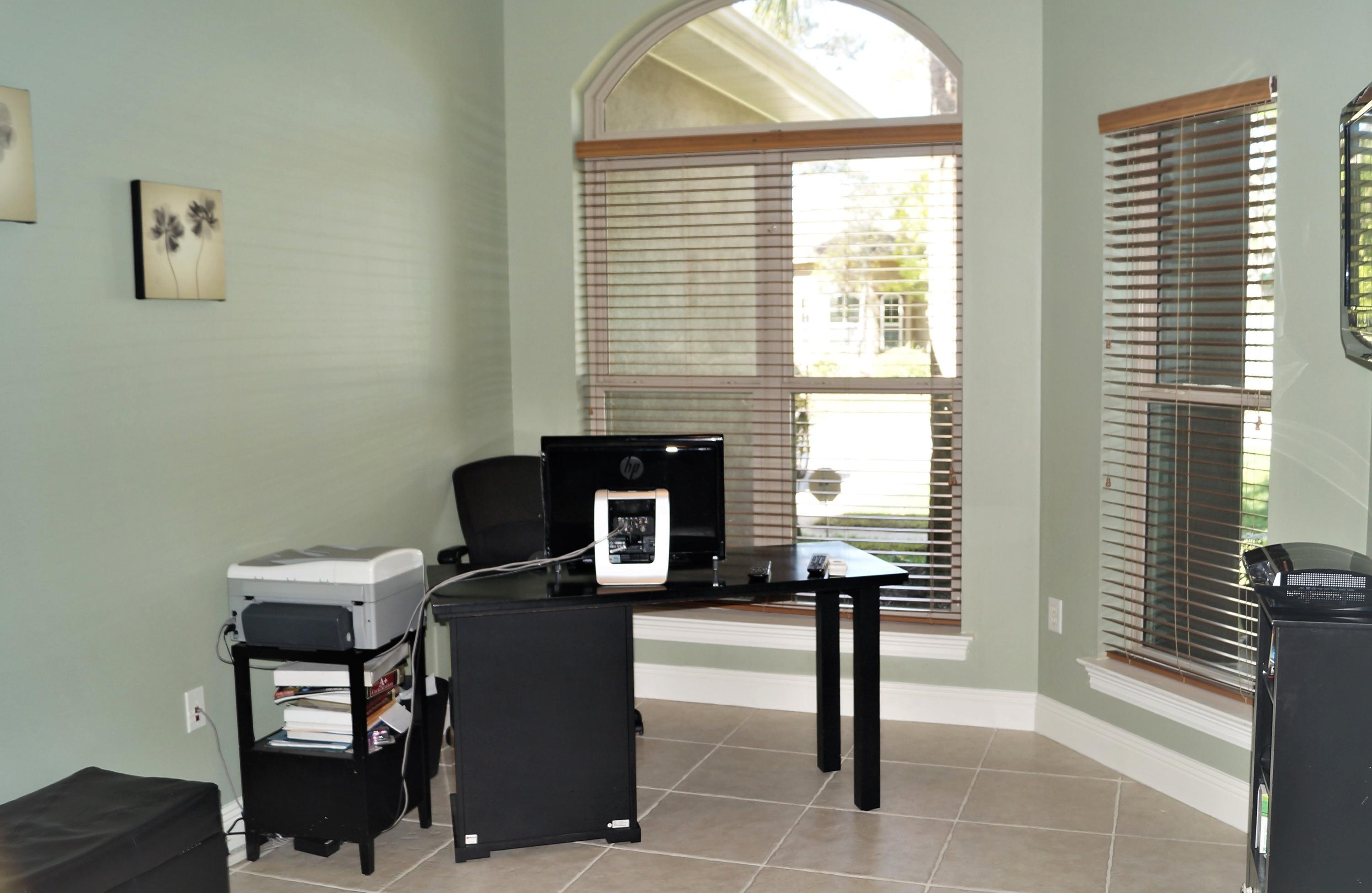 CHARDONNAY ESTATES - Residential