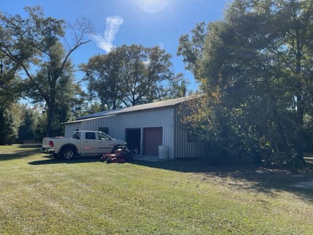 NO RECORDED SUBDIVISION - Residential