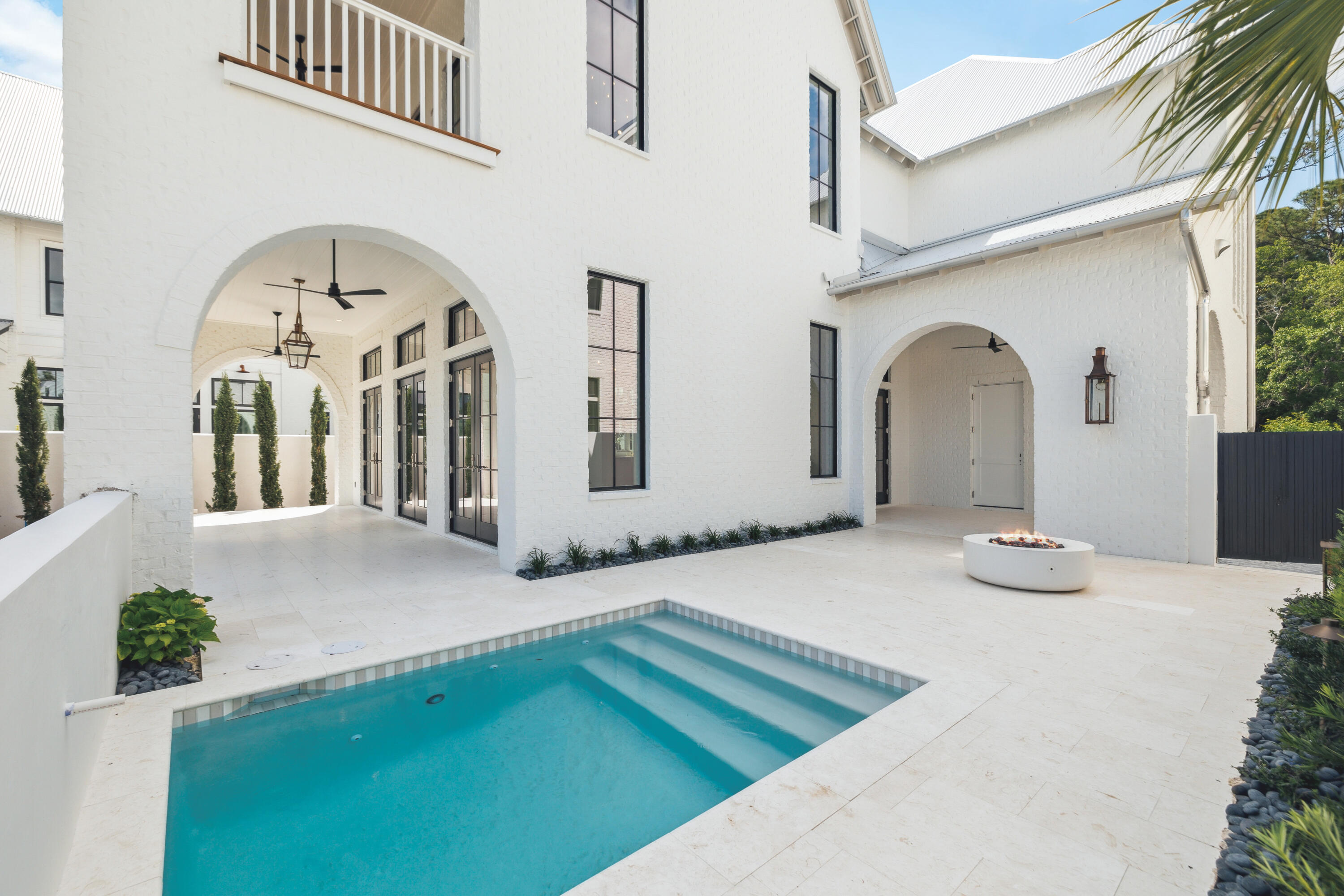 CHURCHILL OAKS - Residential