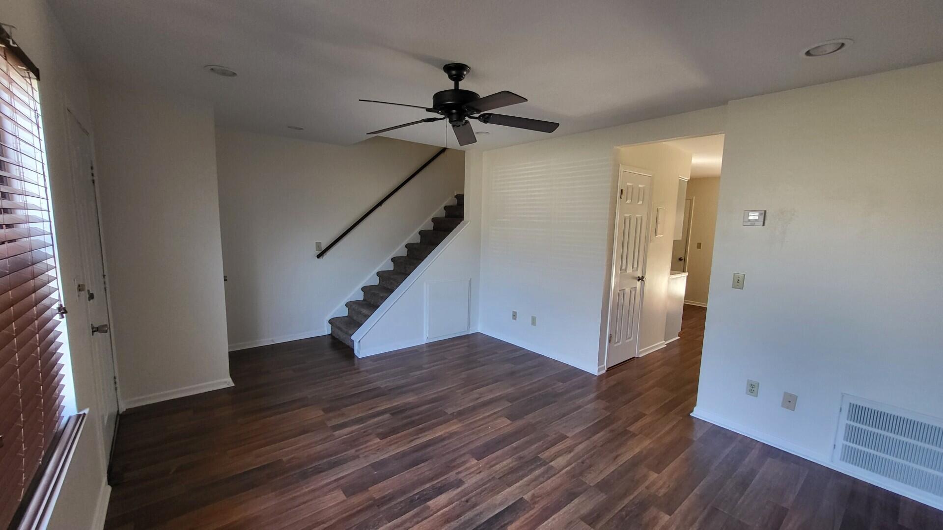 BROWNSVILLE STATION UNIT 1 - Residential Lease
