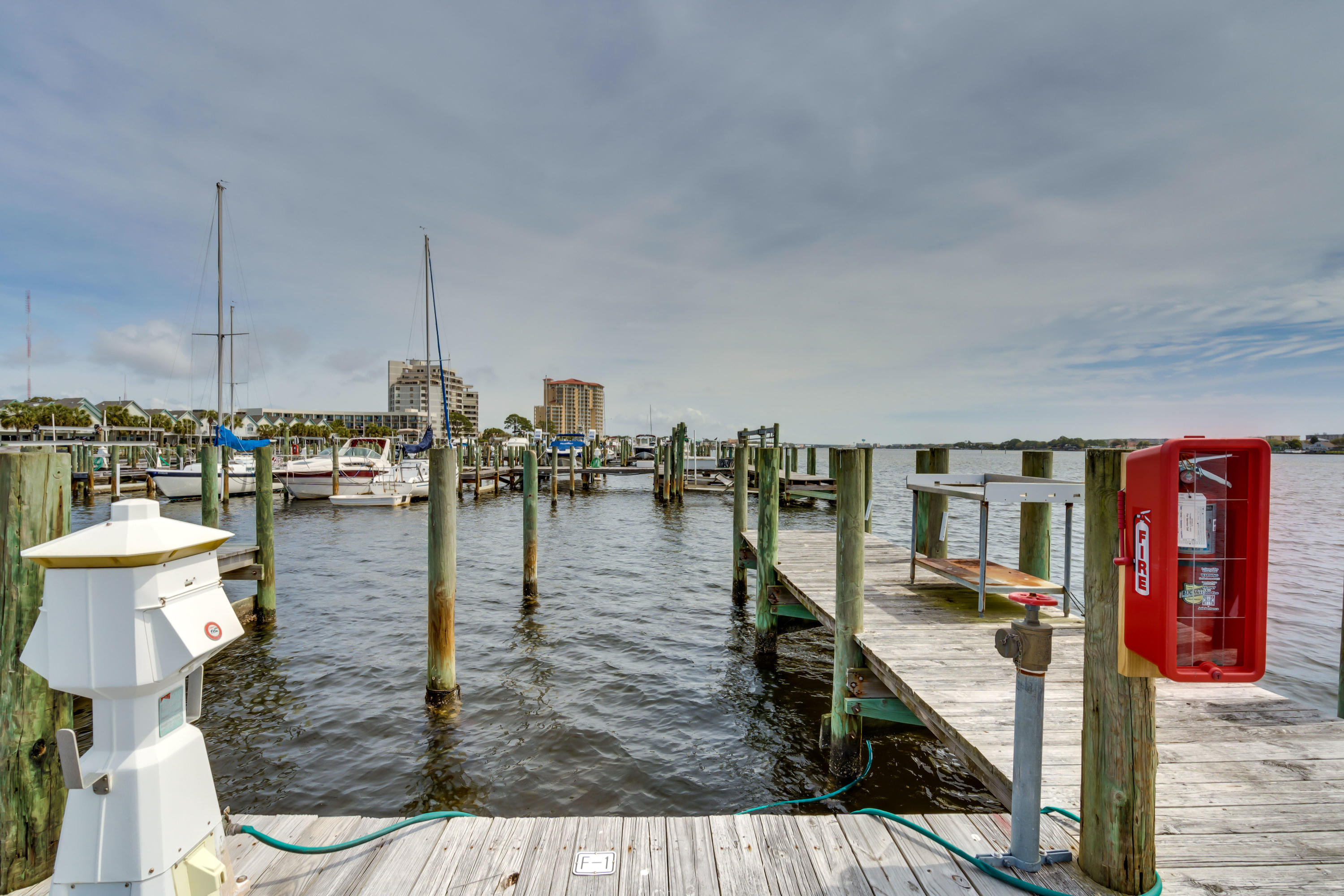 PIRATES BAY PH 1 - Residential