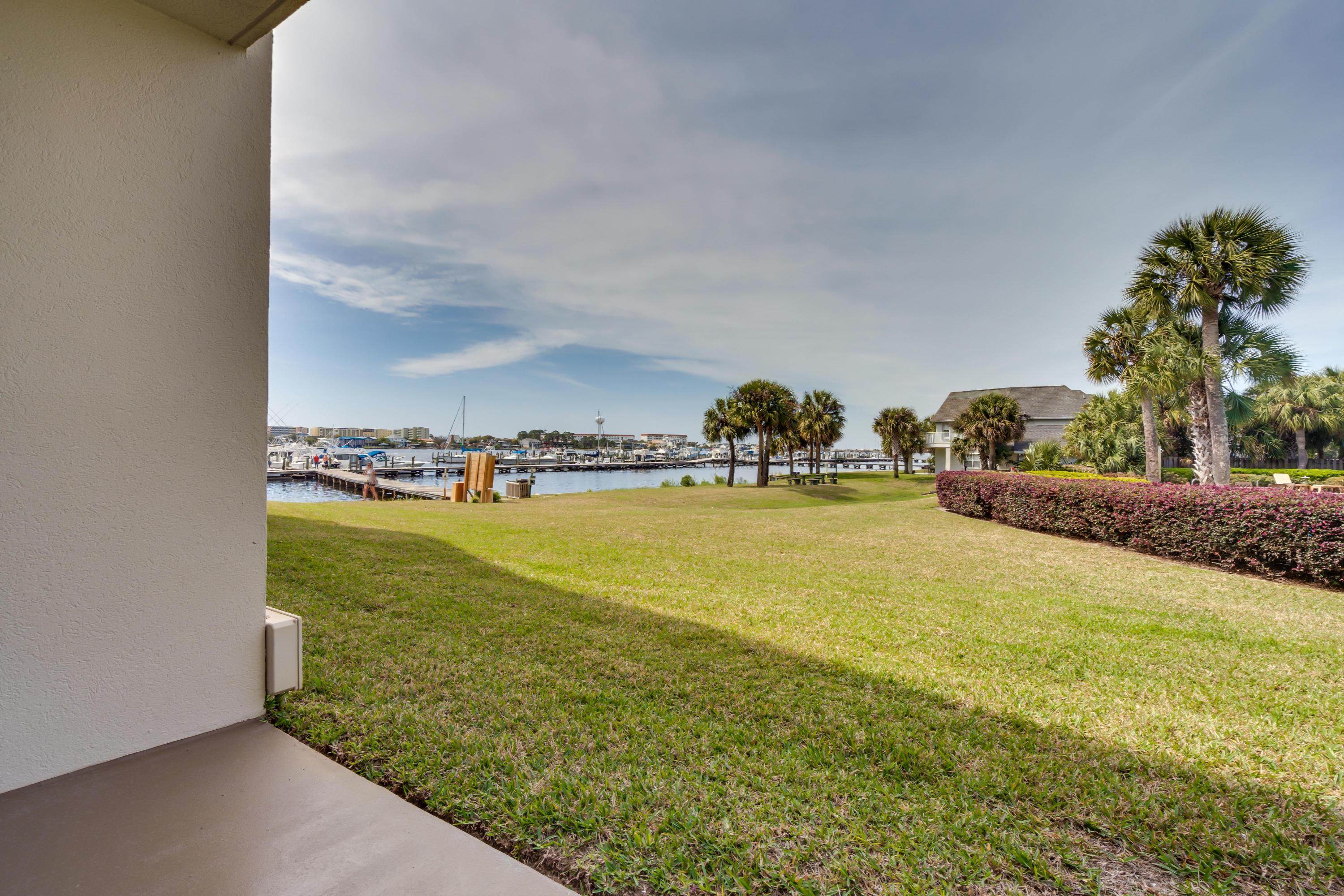 PIRATES BAY PH 1 - Residential