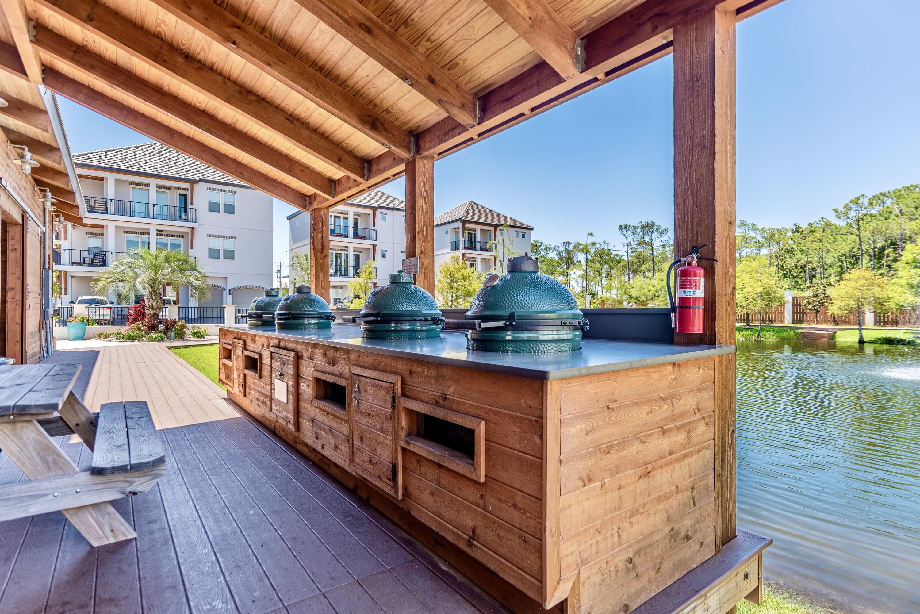 The Retreat at Miramar - Residential