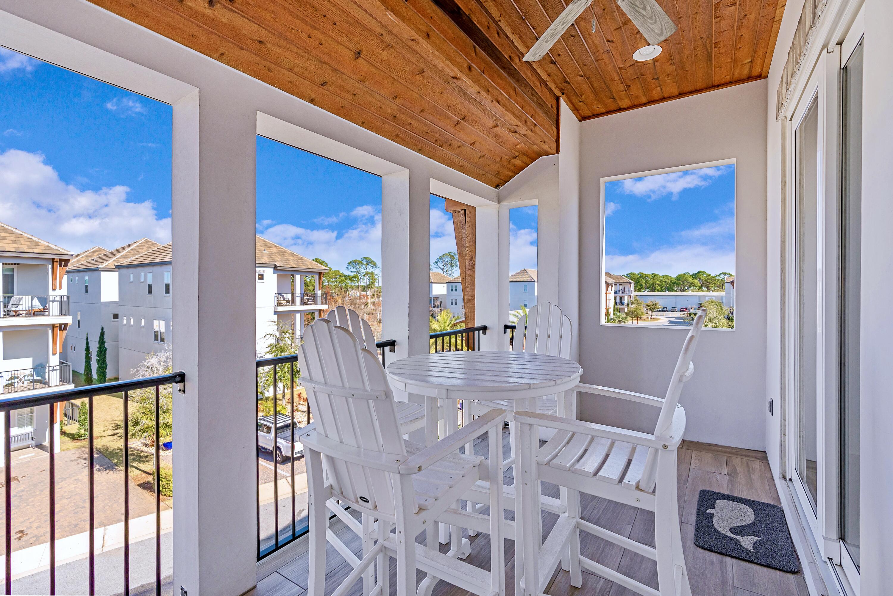 The Retreat at Miramar - Residential