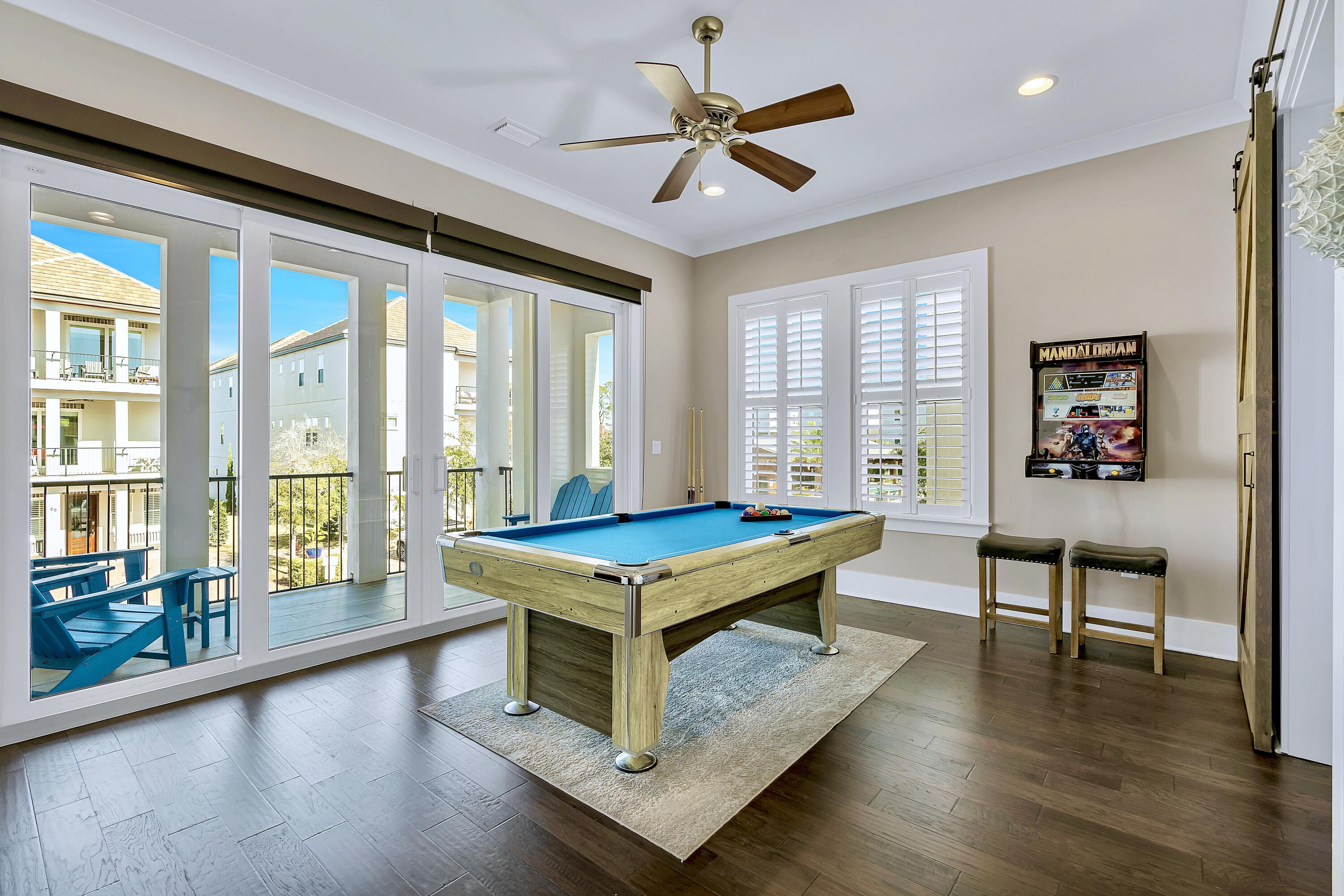 The Retreat at Miramar - Residential