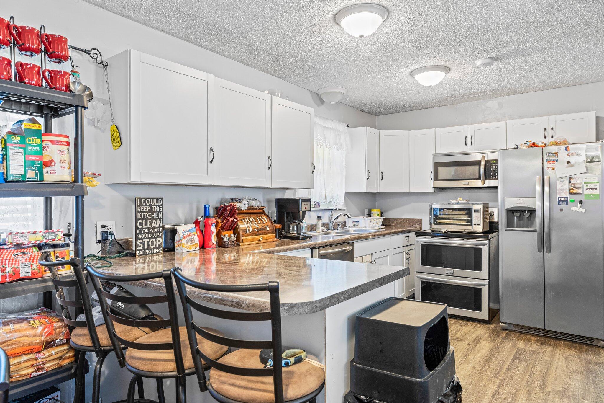 ADAMS POWELL EAST,LOT 22 BLK B - Residential