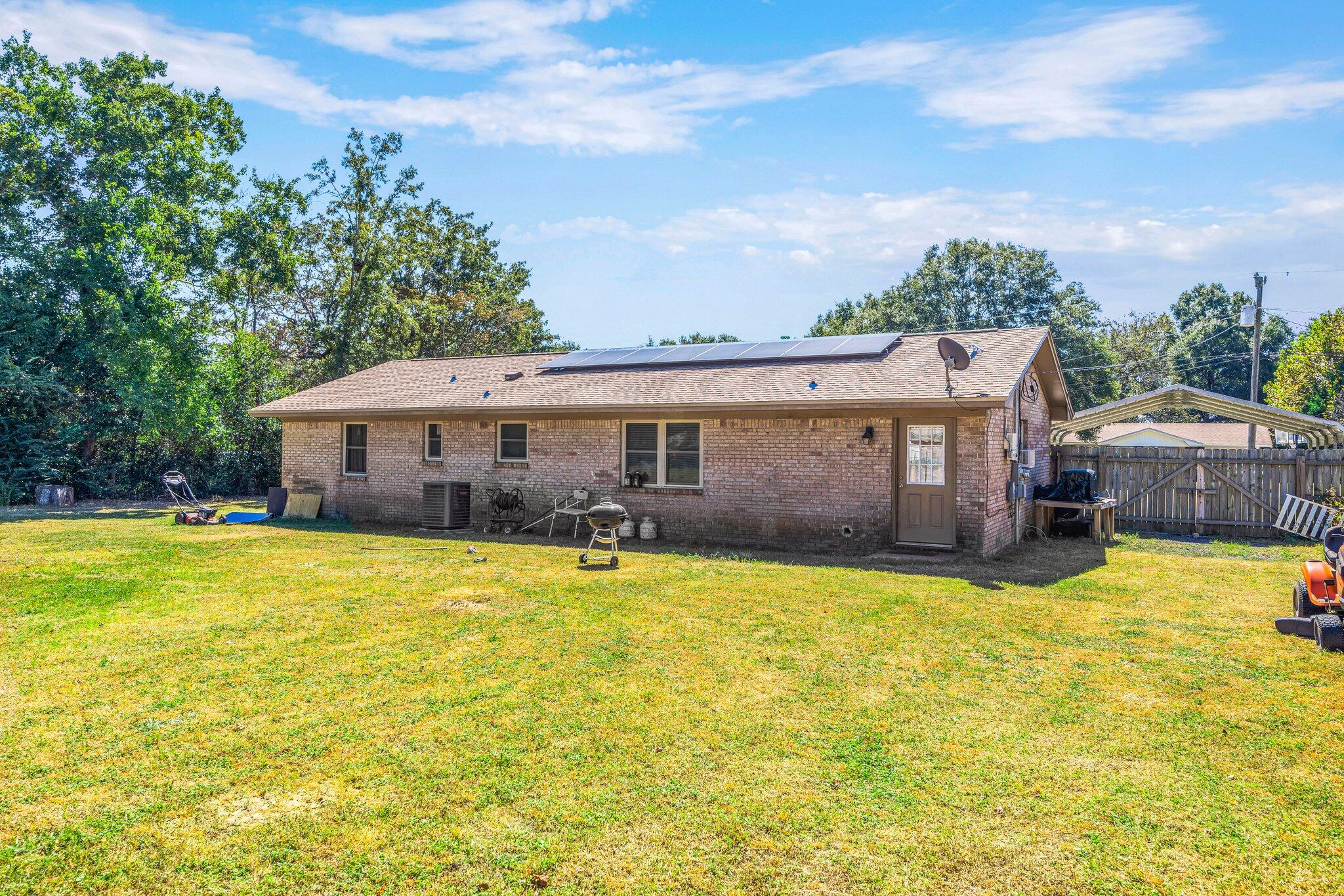 ADAMS POWELL EAST,LOT 22 BLK B - Residential