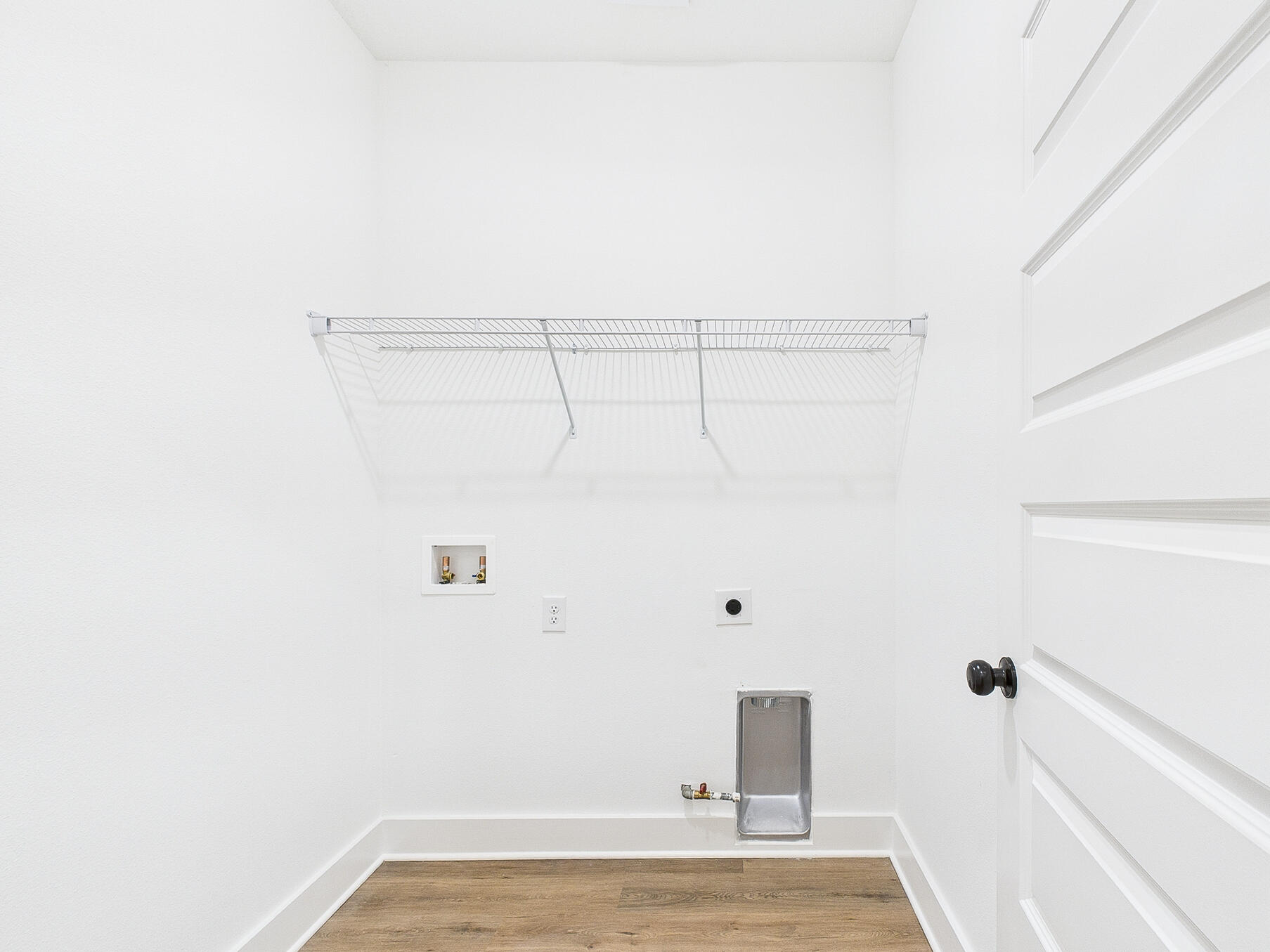 PINECREST - Residential