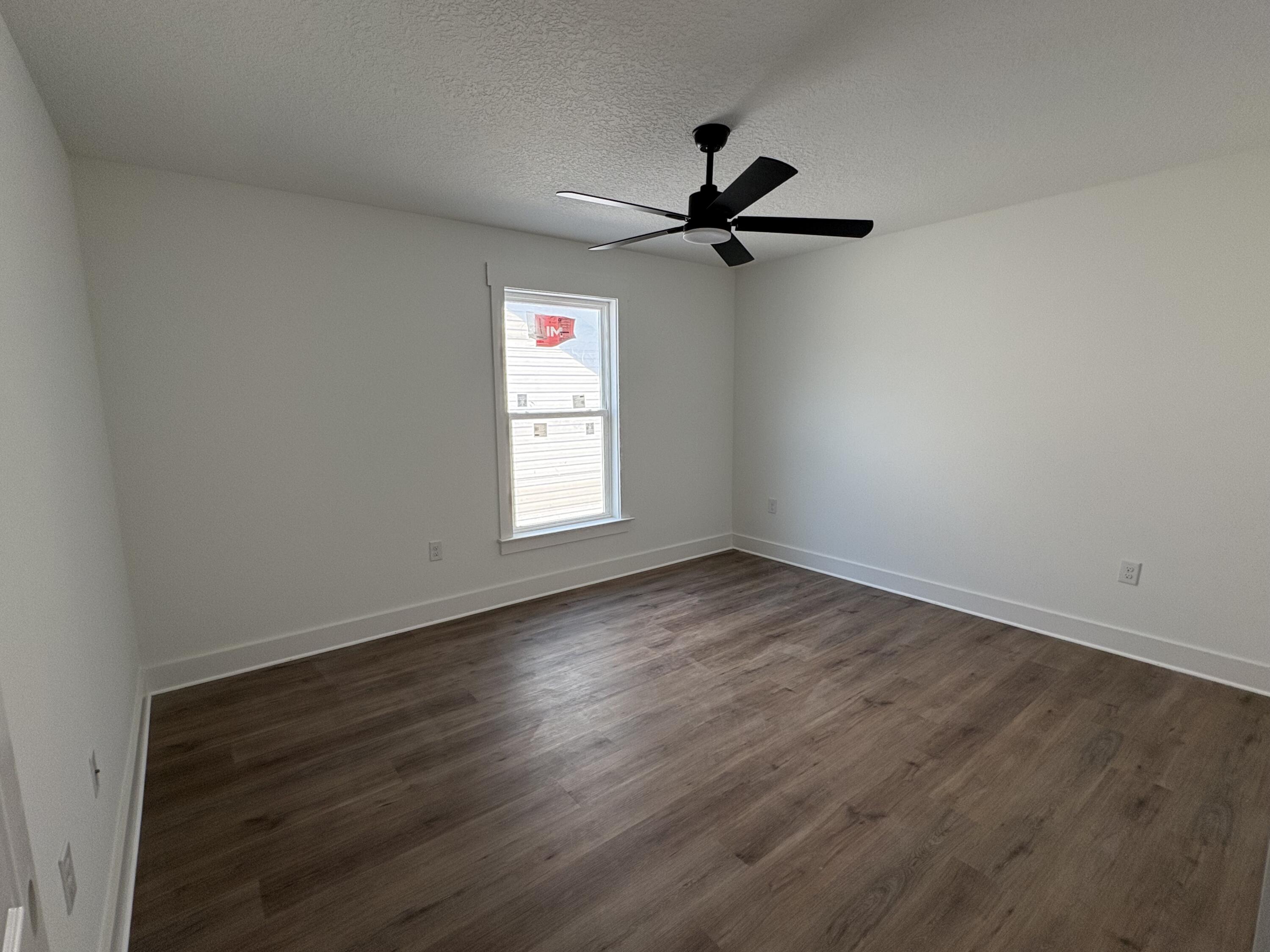 PINECREST - Residential