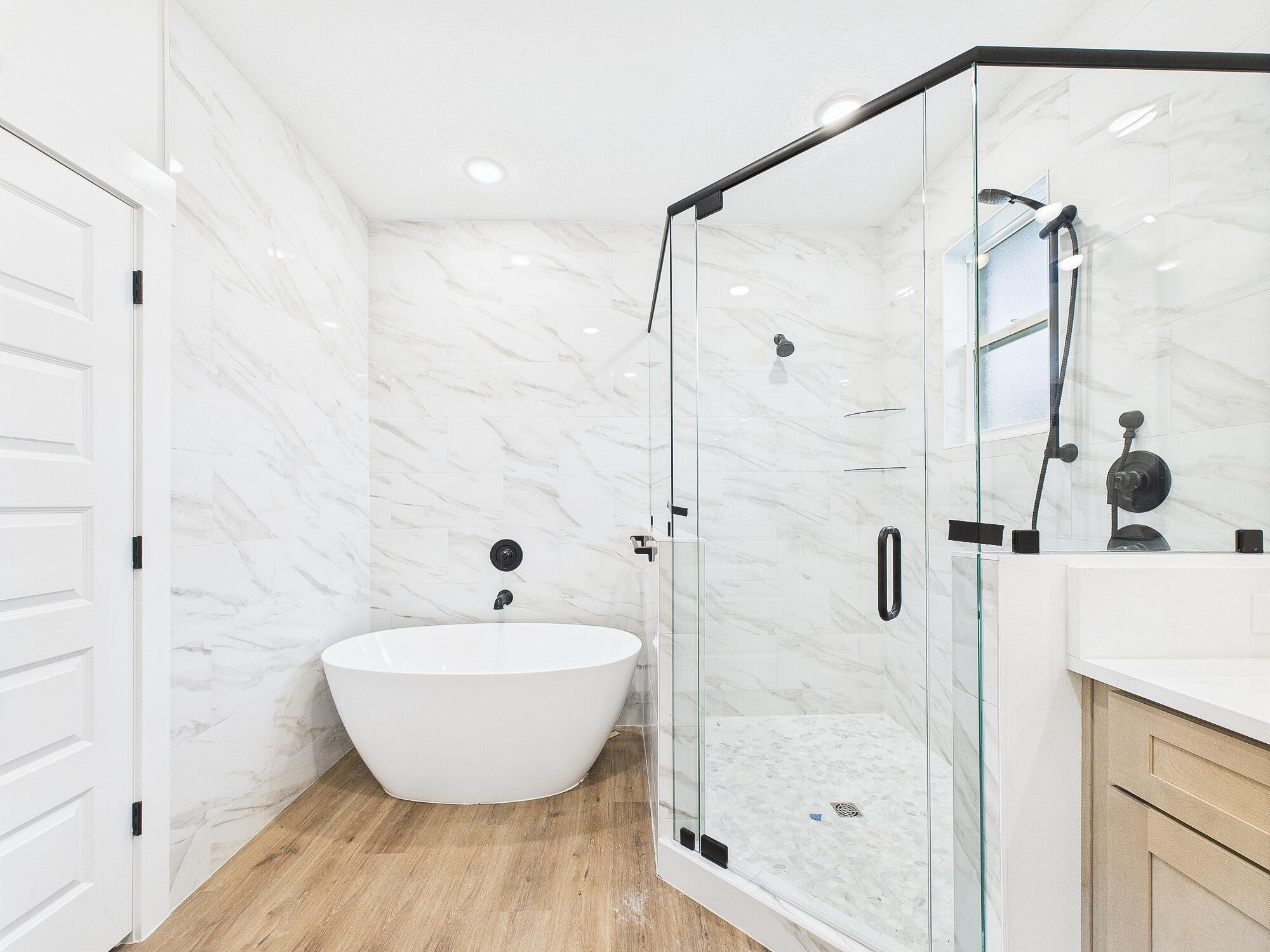 PINECREST - Residential