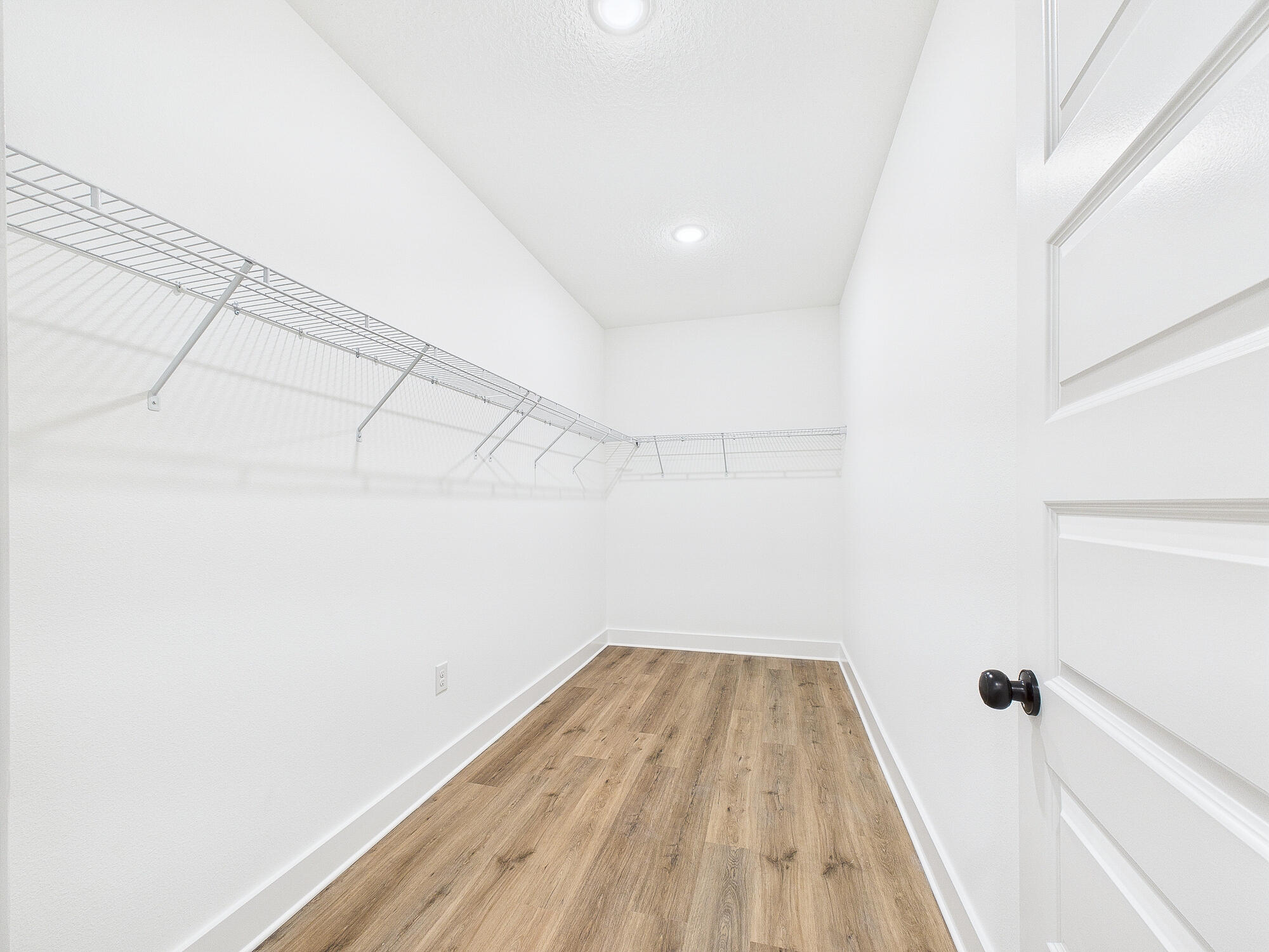 PINECREST - Residential