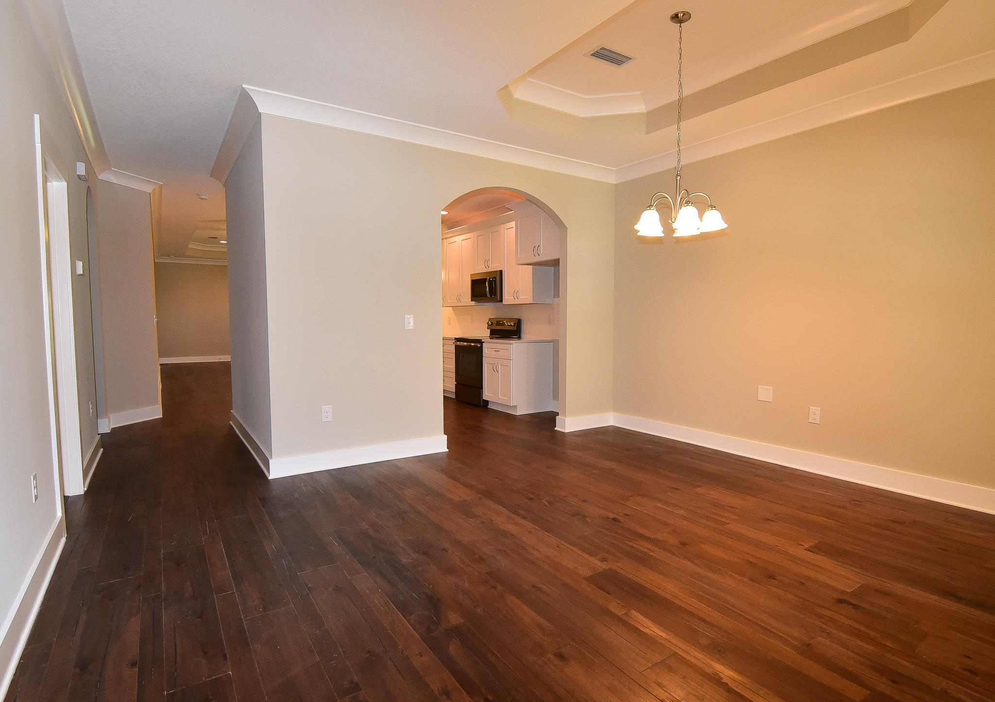 VALPARAISO PINECREST 6 - Residential