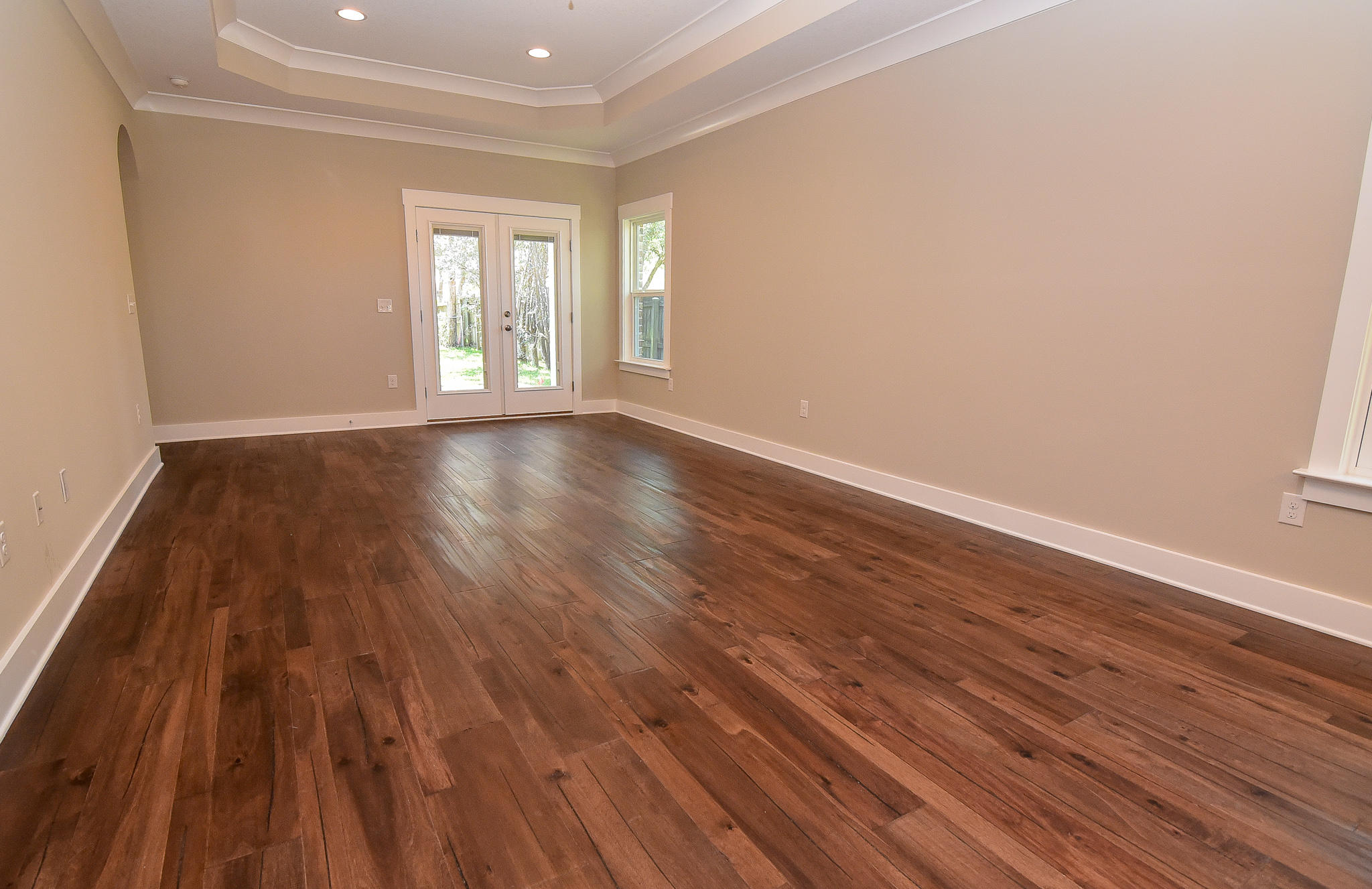 VALPARAISO PINECREST 6 - Residential