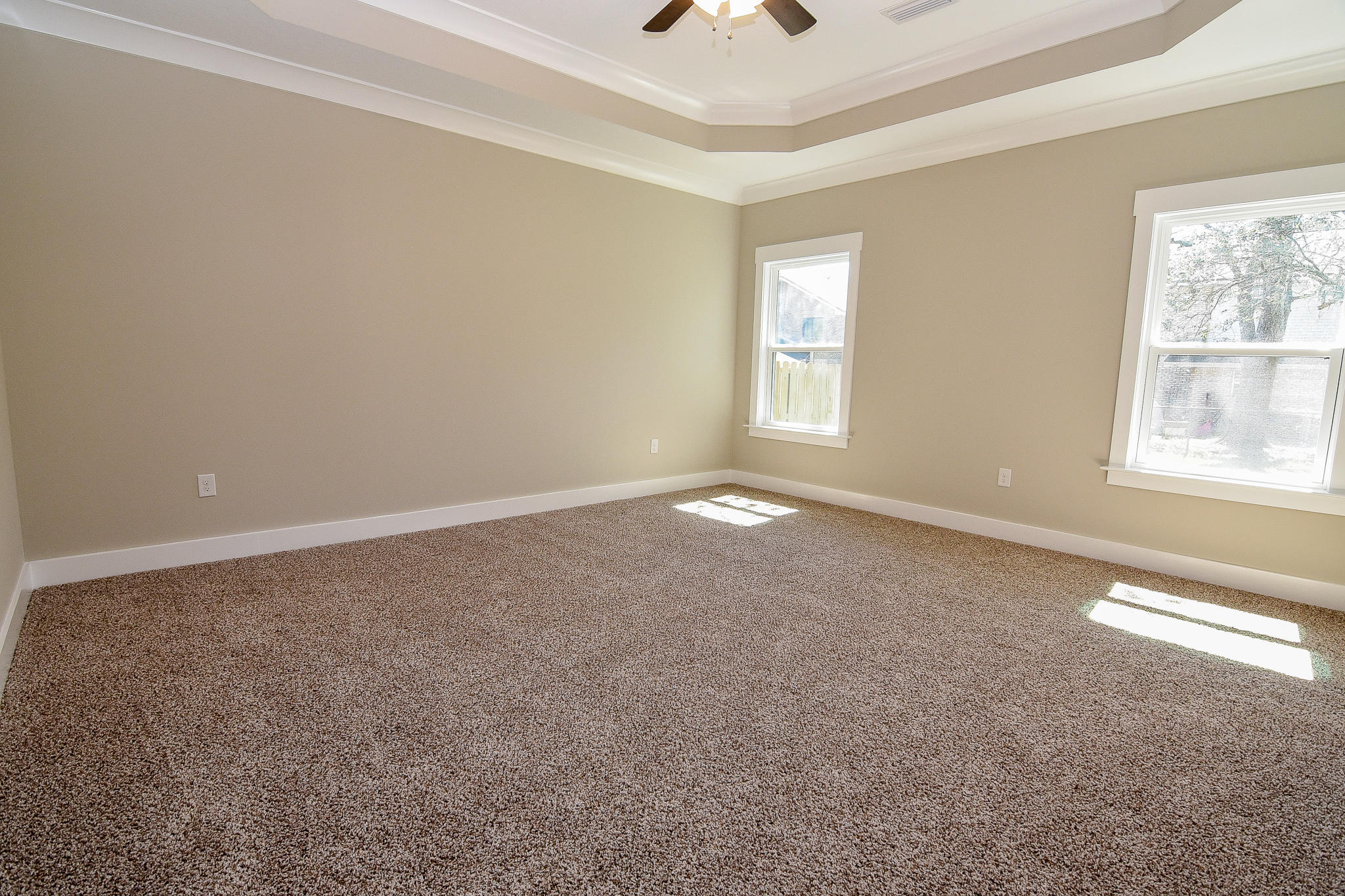 VALPARAISO PINECREST 6 - Residential