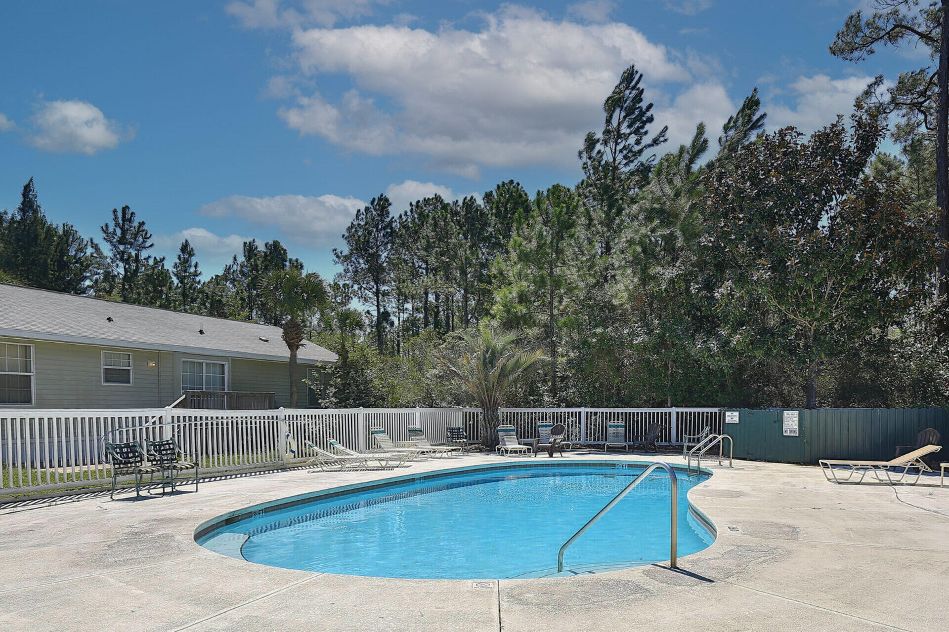 PALMETTO PLANTATION - Residential