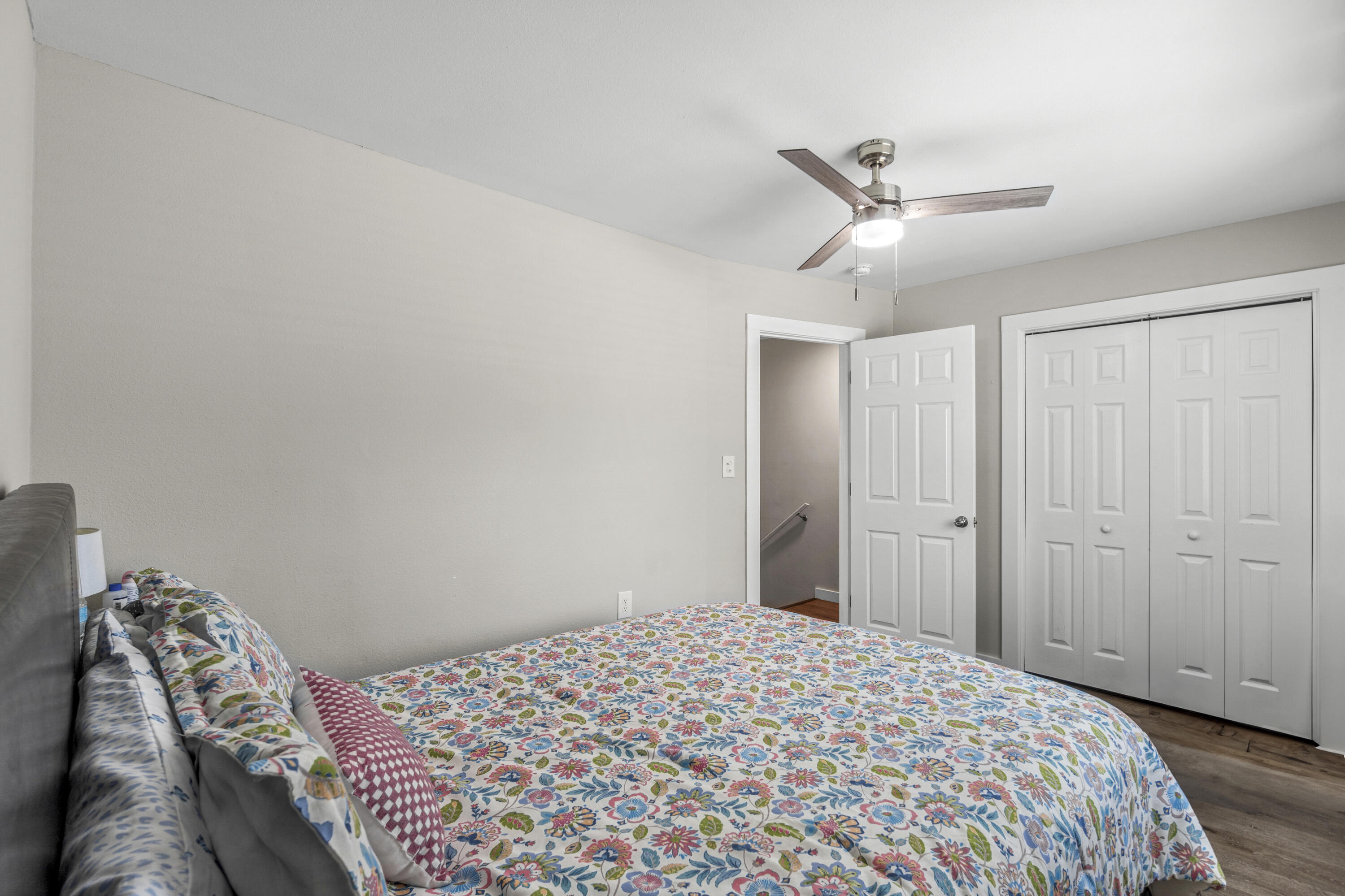 INDIAN HILLS - Residential