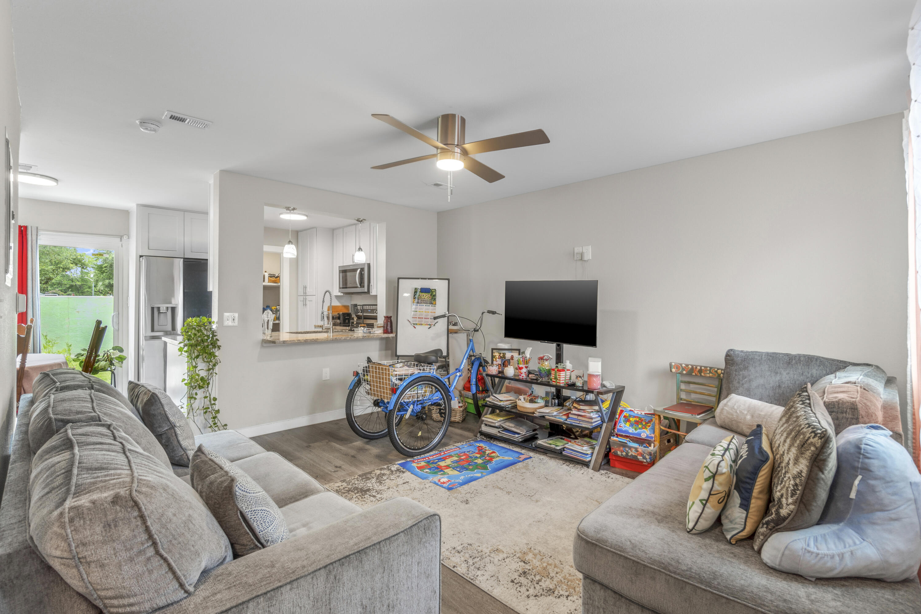 INDIAN HILLS - Residential