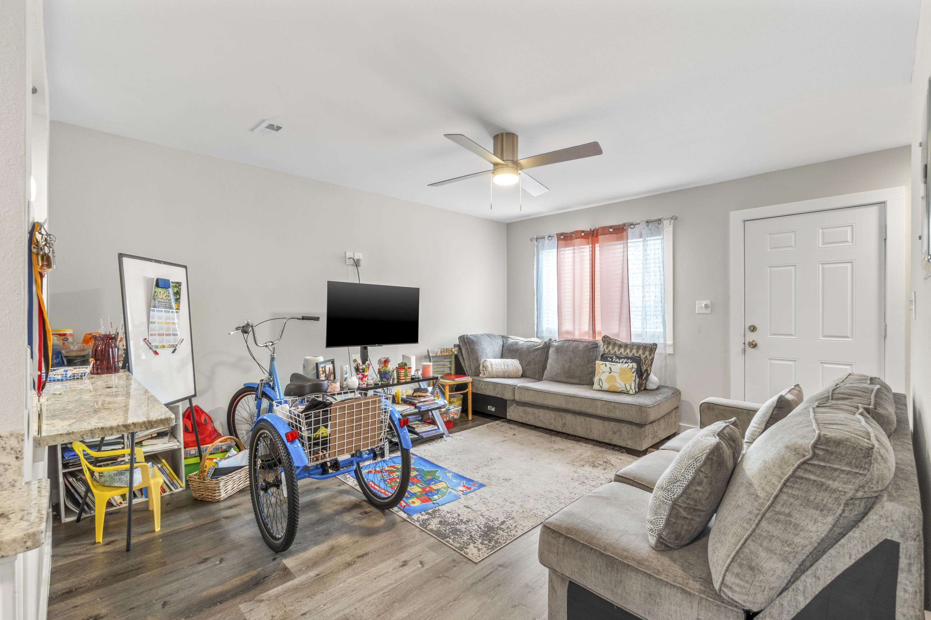 INDIAN HILLS - Residential