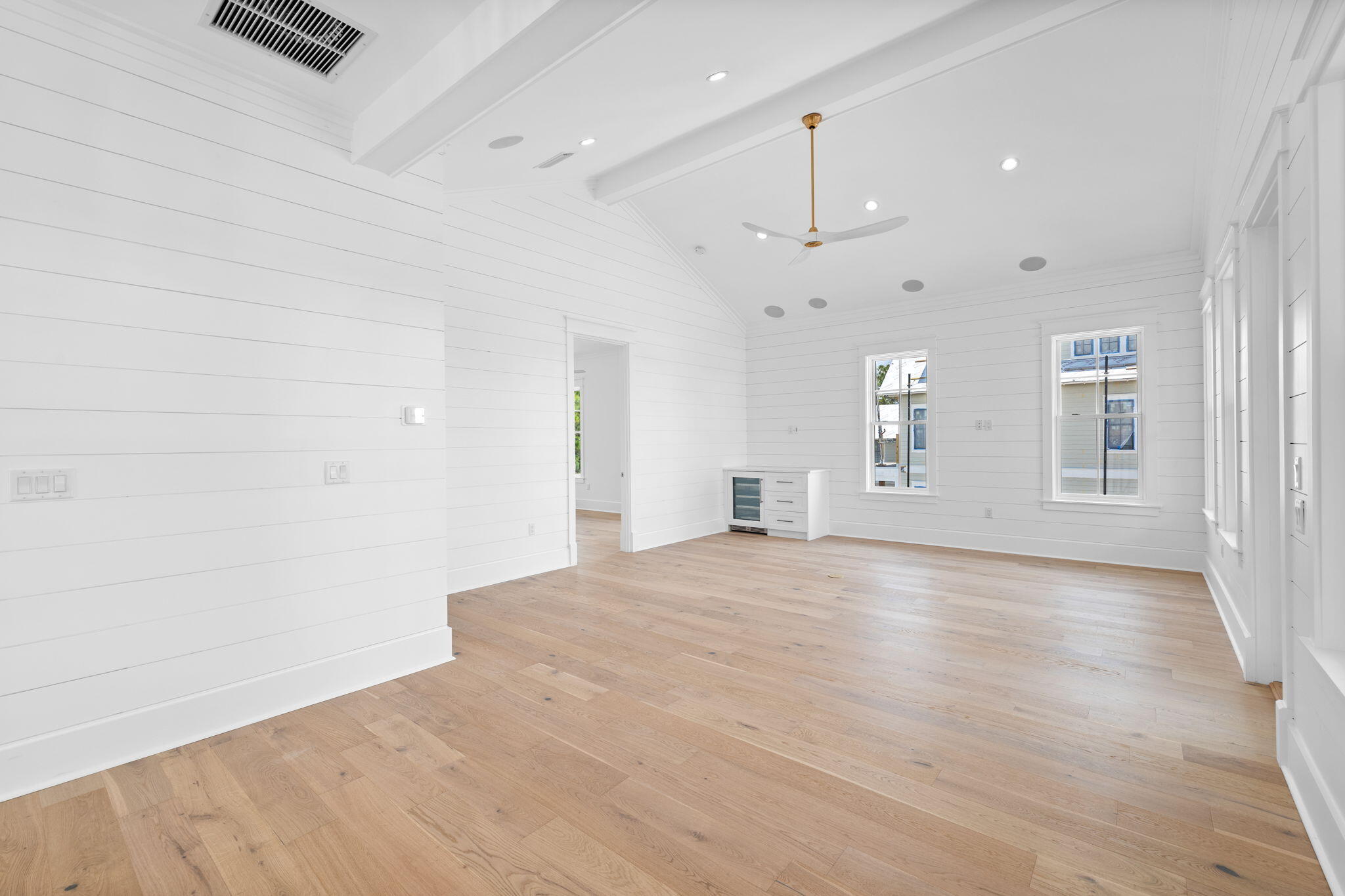 Santa Rosa Beach, Florida 32459, United States, 4 Bedrooms Bedrooms, ,5 BathroomsBathrooms,Residential,Active,44672