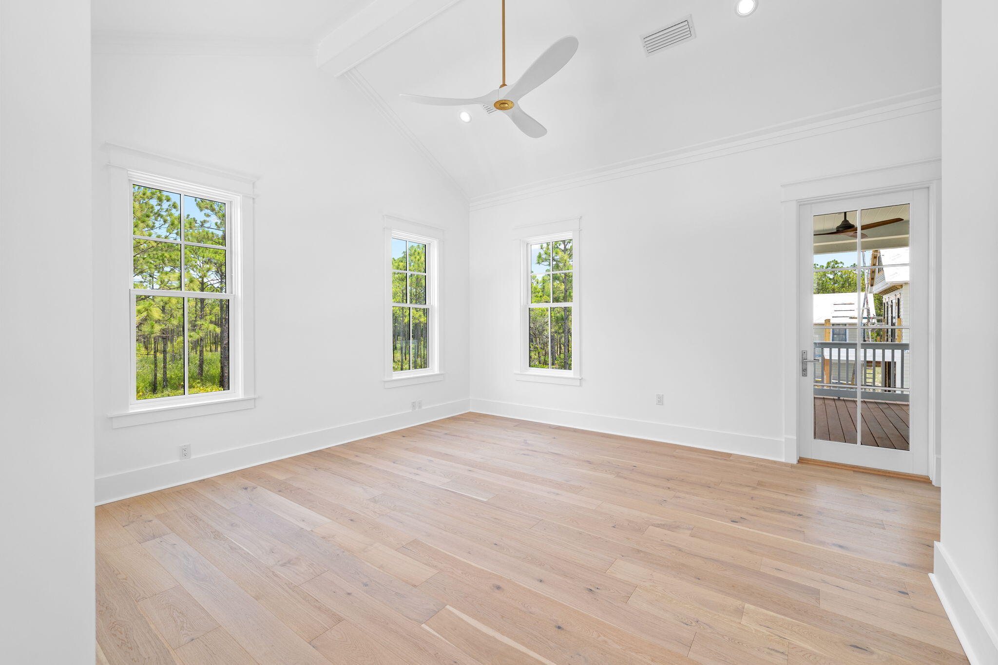 Santa Rosa Beach, Florida 32459, United States, 4 Bedrooms Bedrooms, ,5 BathroomsBathrooms,Residential,Active,44672