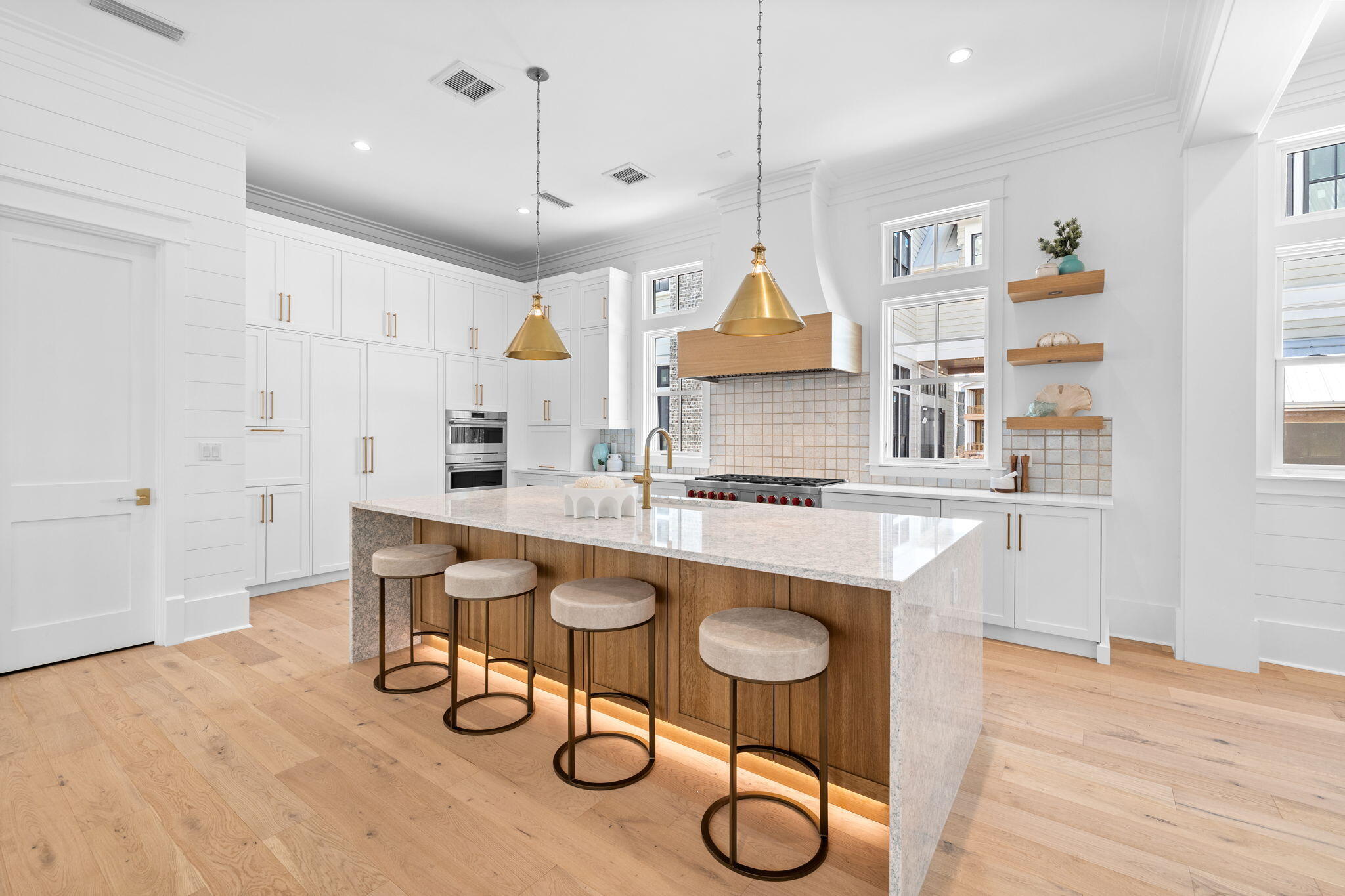 Santa Rosa Beach, Florida 32459, United States, 4 Bedrooms Bedrooms, ,5 BathroomsBathrooms,Residential,Active,44672