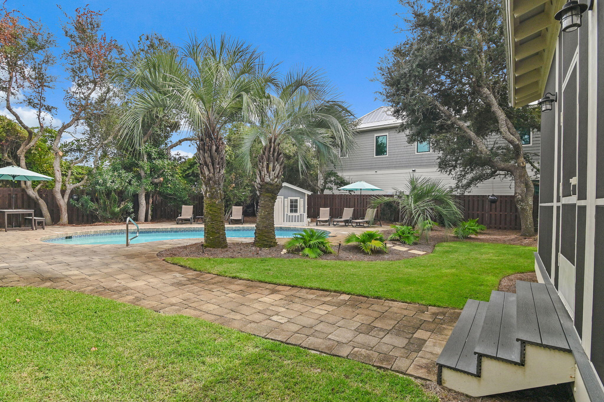 GULFSIDE ESTATES PHASE I & II - Residential