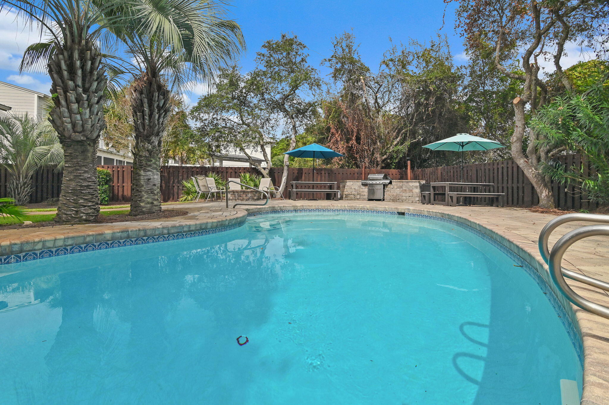 GULFSIDE ESTATES PHASE I & II - Residential