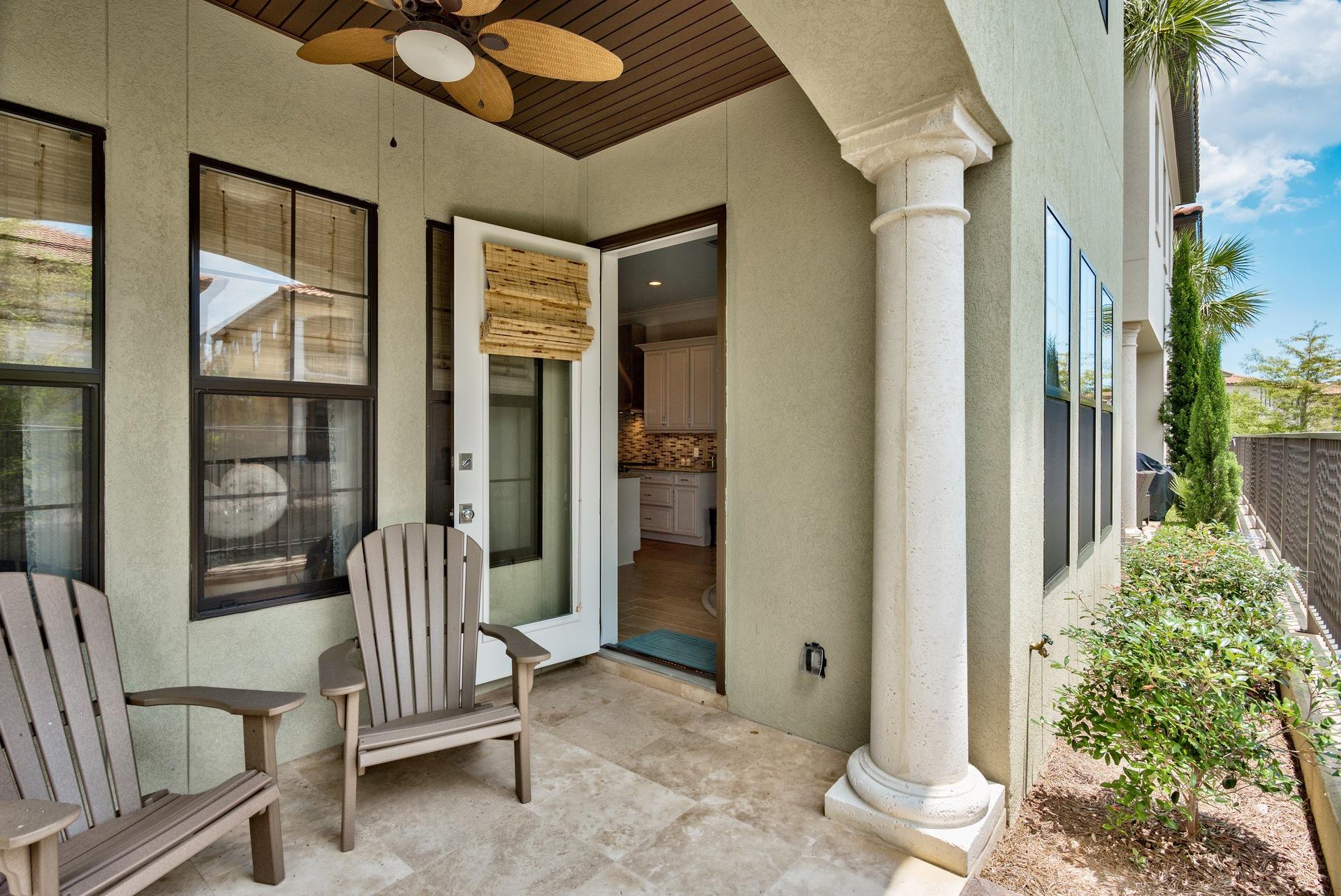 VILLA LAGO - Residential