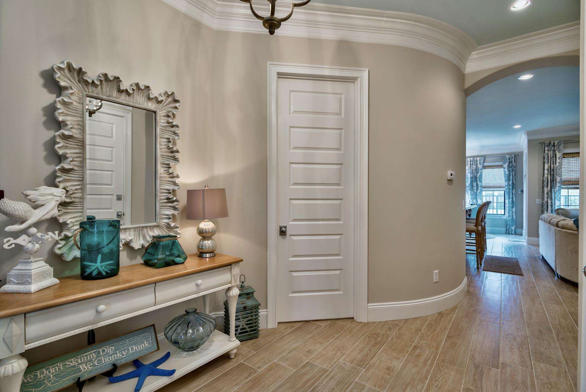 VILLA LAGO - Residential