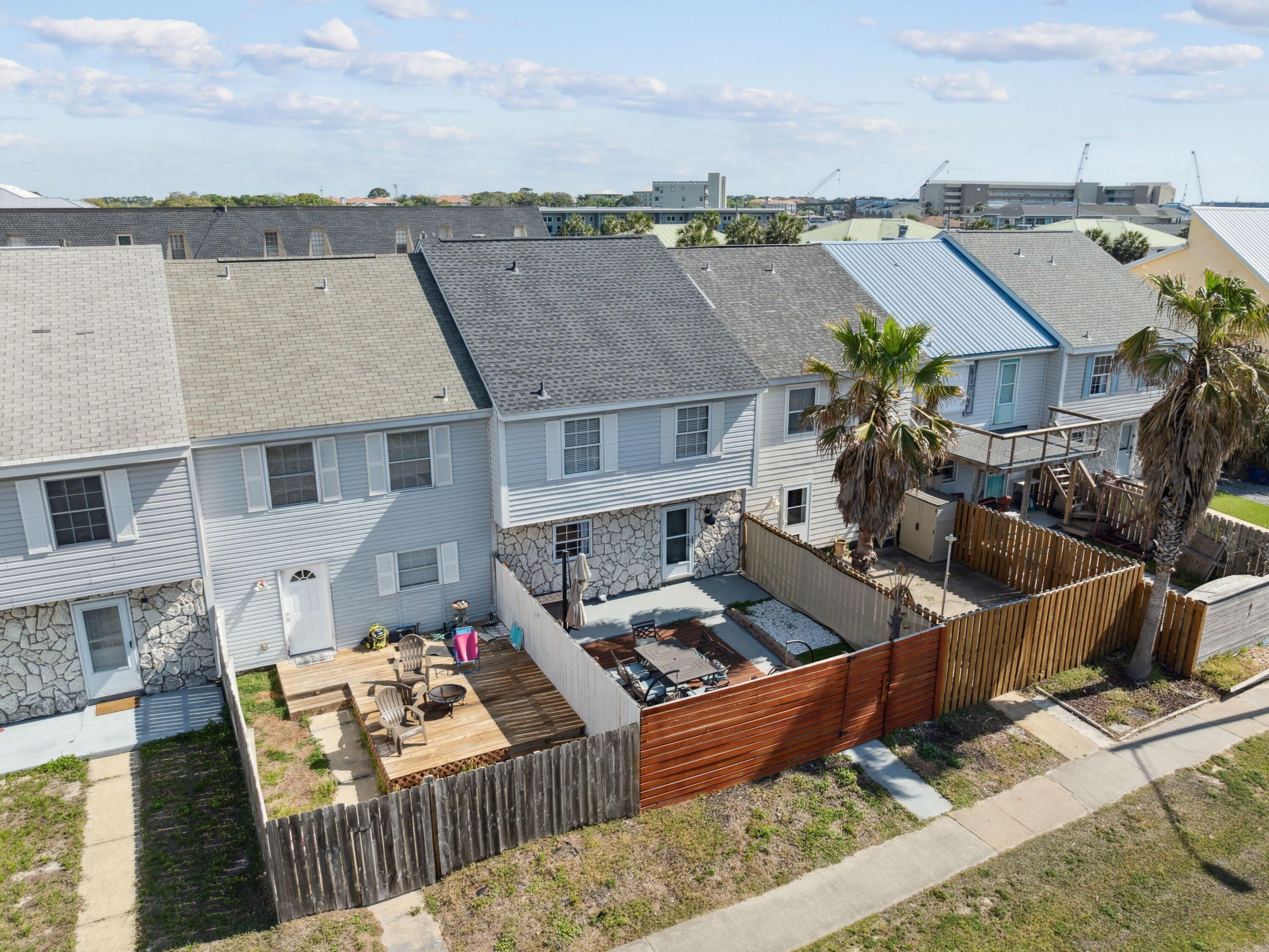 SANTA ROSA ISLAND - Residential