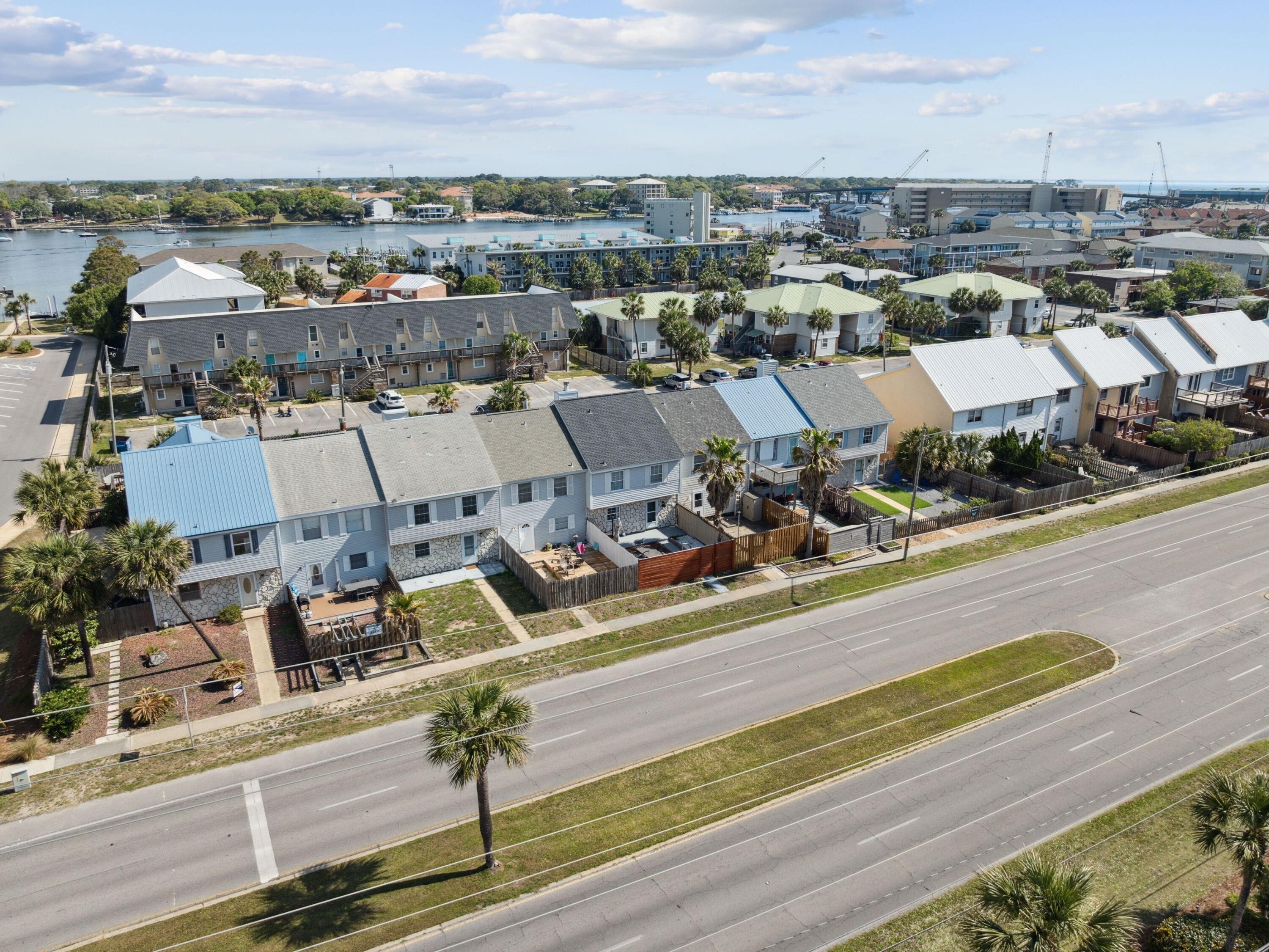 SANTA ROSA ISLAND - Residential