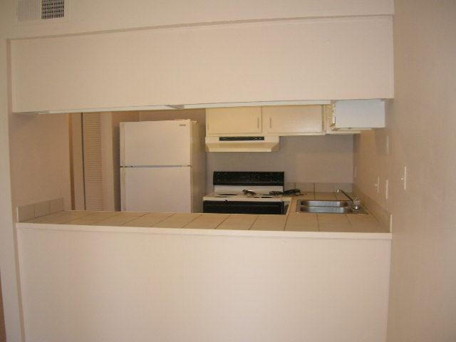 FOUNTAINHEAD CONDO - Residential Lease